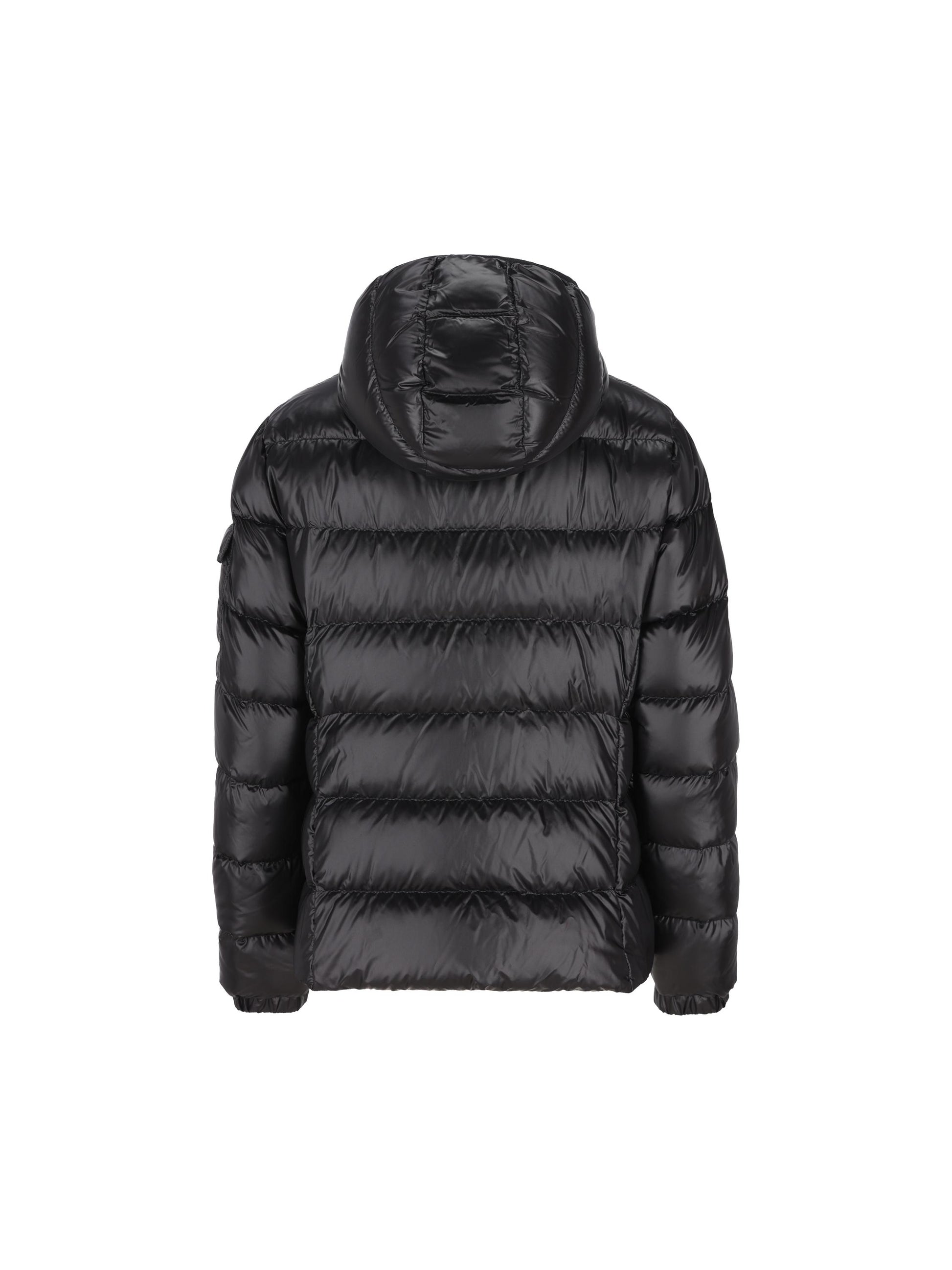 Piumino realizzato in poliammide. W1A00097 597YG999 MONCLER 