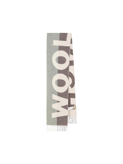 Sciarpa realizzata in lana. CFWWAC2010FRUT5143 7371 WOOLRICH 