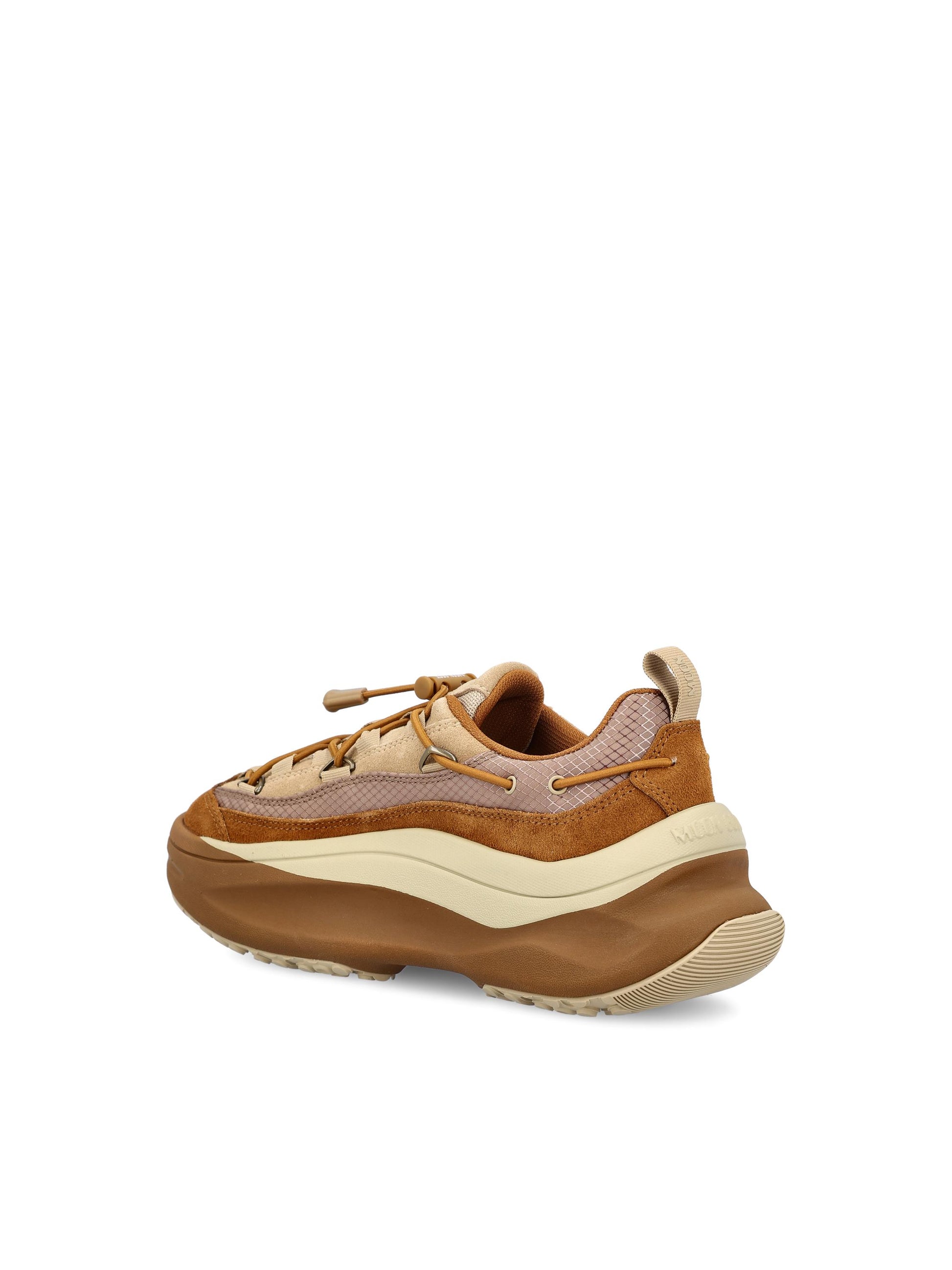 Sneakers realizzate in pelle bovina scamosciata. 80D2490090 M034 MOON BOOT 