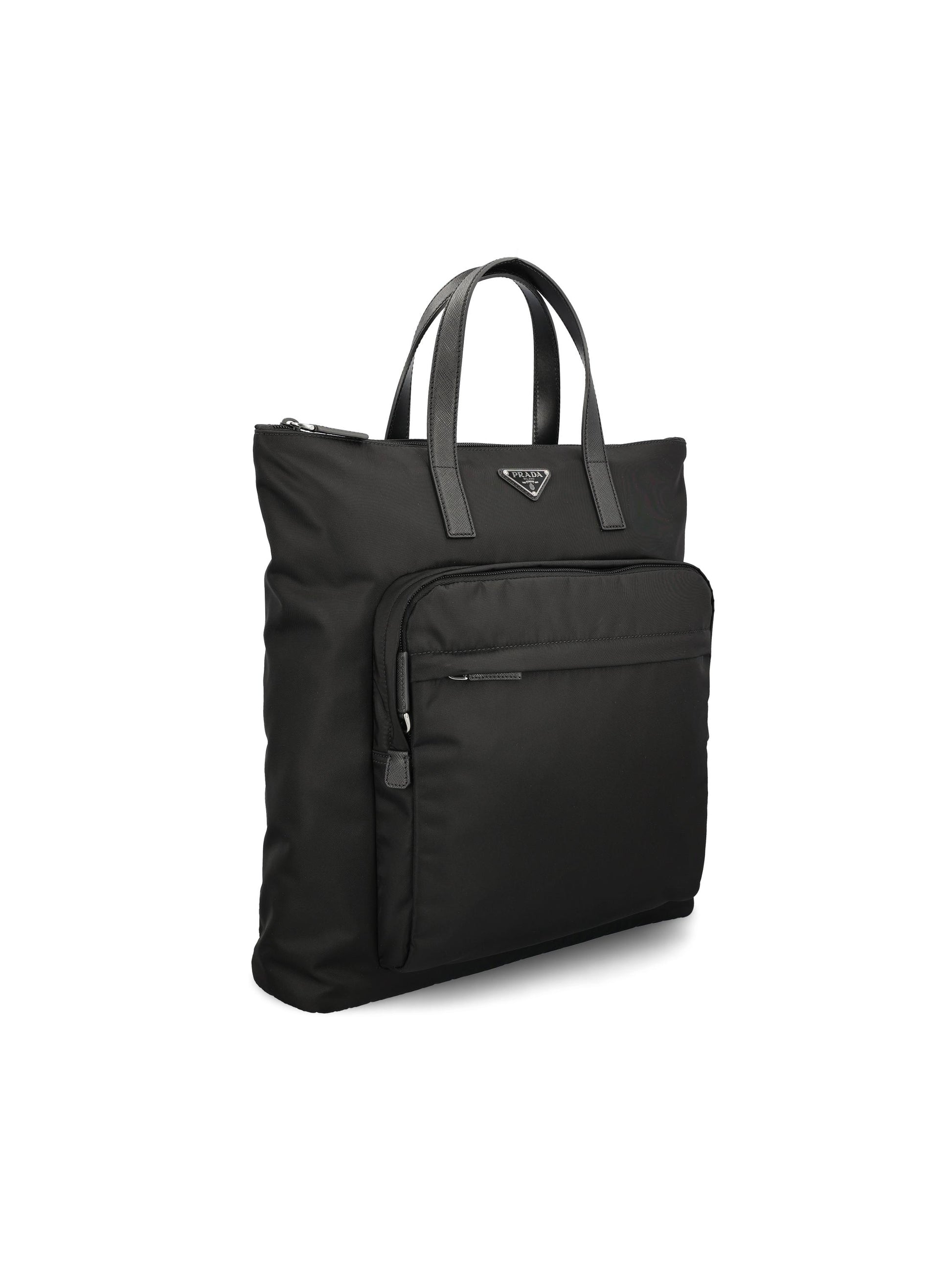 Borsa realizzata in poliammide riciclata. 2VG098 2DMGF0002 PRADA 