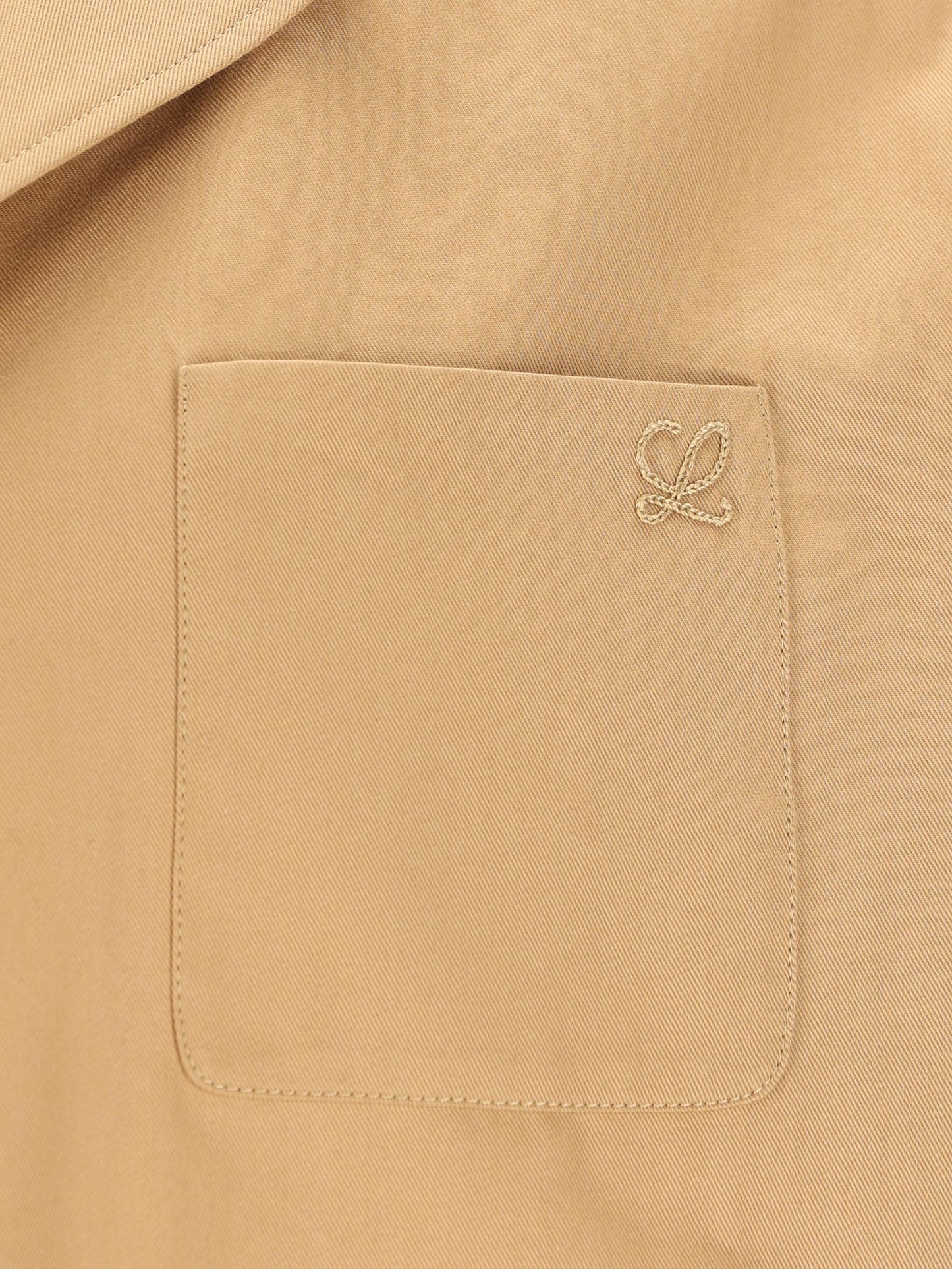 Camicia realizzata in cotone. H526Y05WGE 3430 LOEWE 