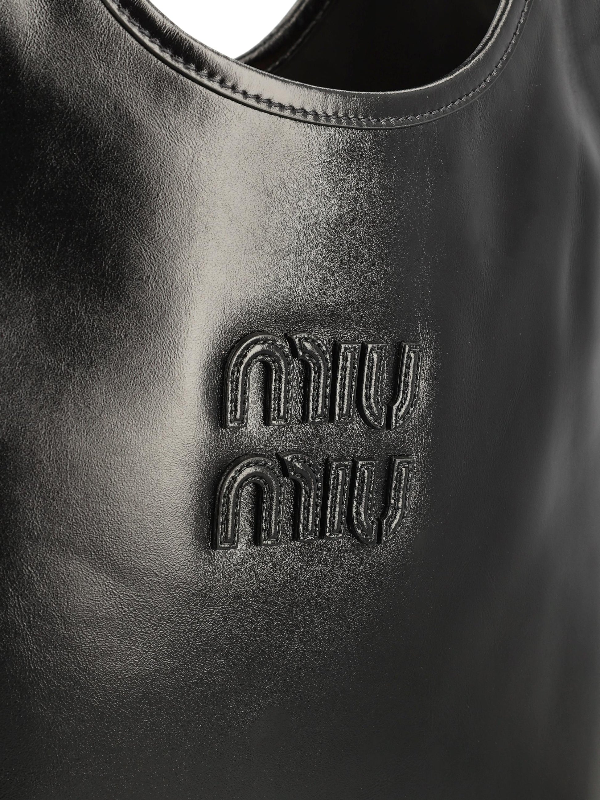 Borsa realizzata in pelle. 5BG311 2IEOF0002 MIU MIU 