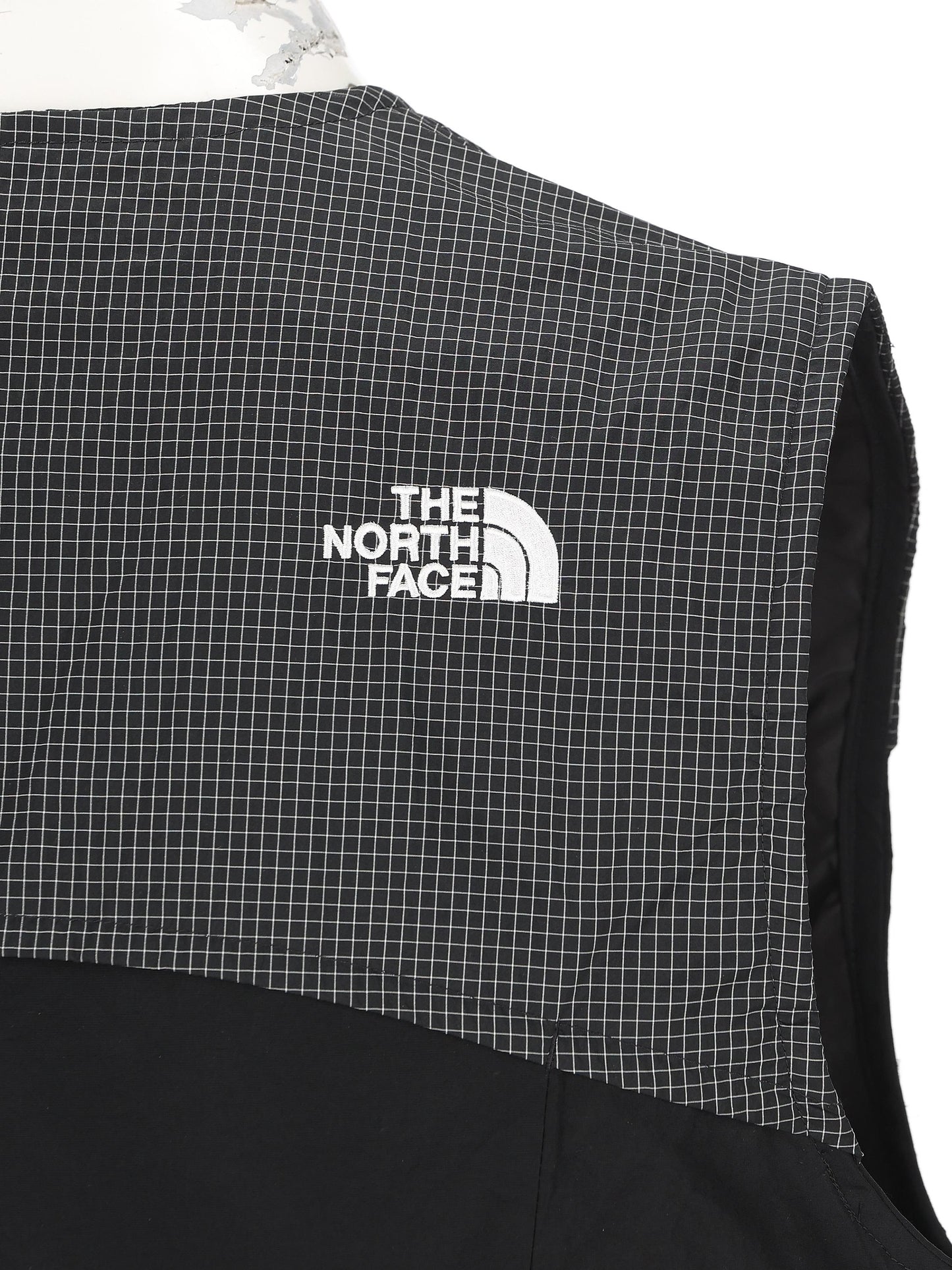Gilet realizzato in nylon e cotone. NF0A8G92 JK31 THE NORTH FACE 