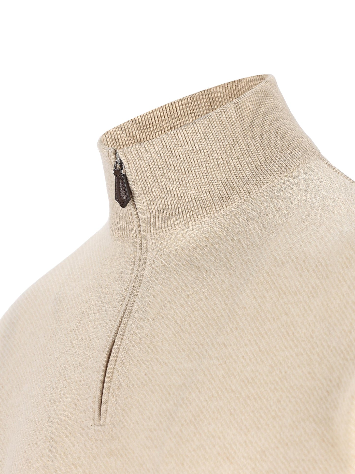 Maglia realizzata in cashmere. FAP5949 J668 LORO PIANA 
