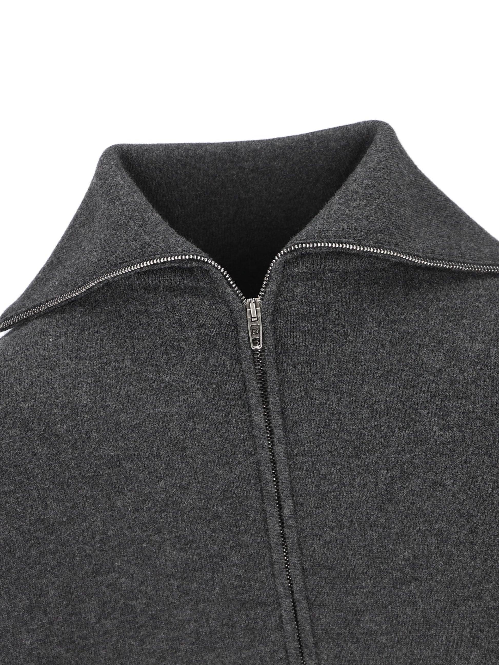 Pullover realizzato in lana. 849931 T17548519 BALENCIAGA 