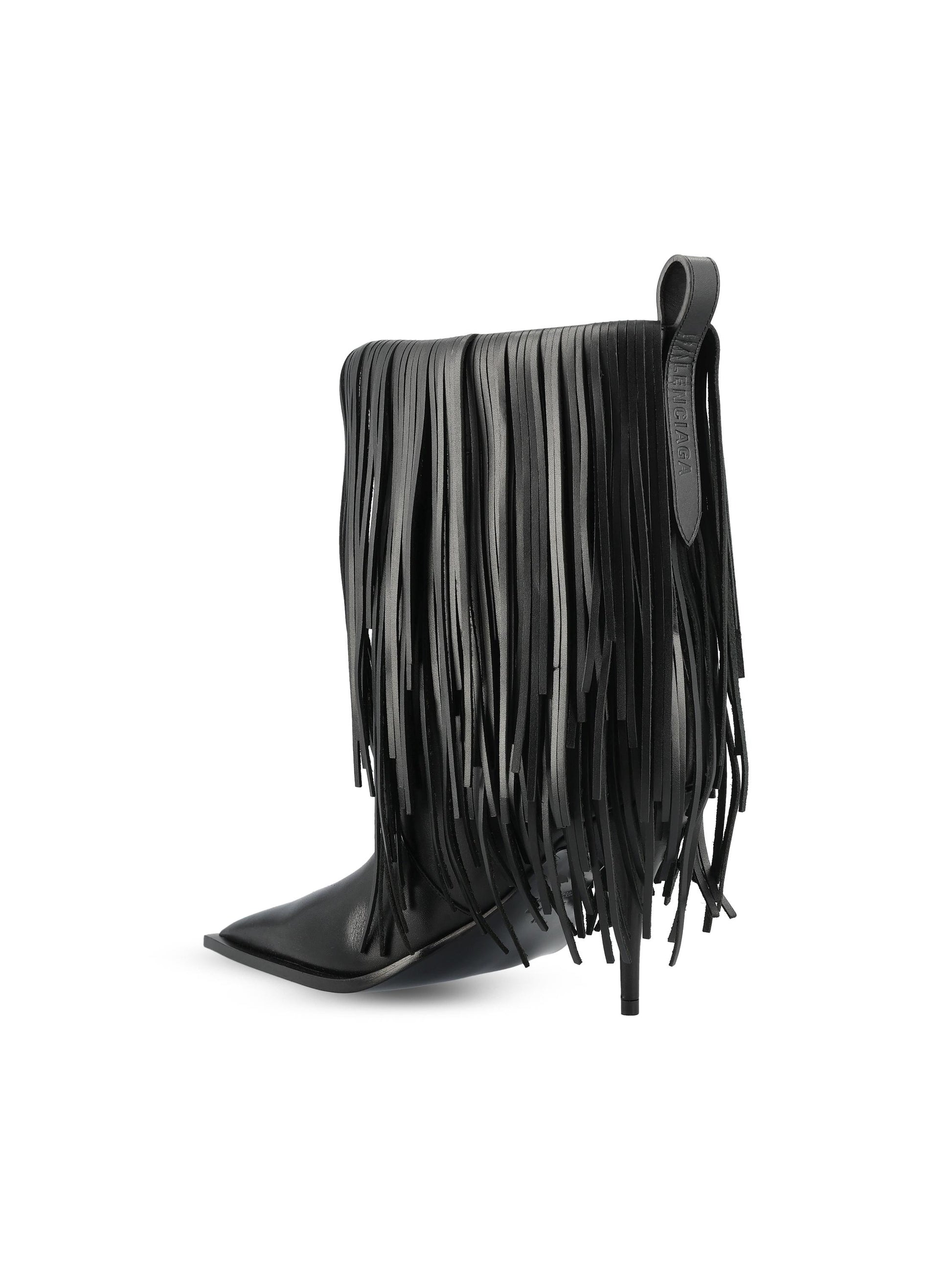 Stivaletti realizzati in pelle. 855350 WBDO01000 BALENCIAGA 