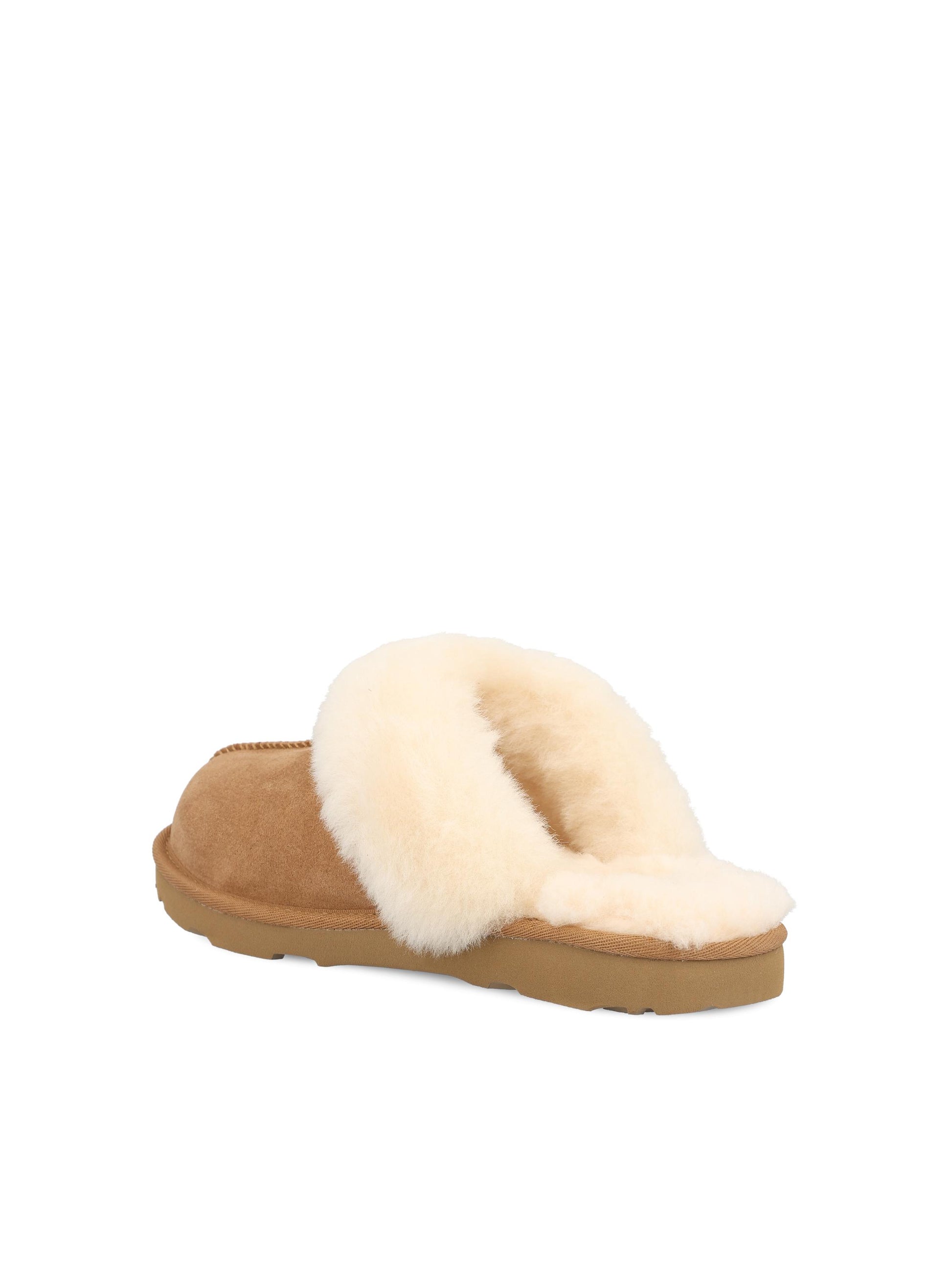 UGG 1019065KCHE