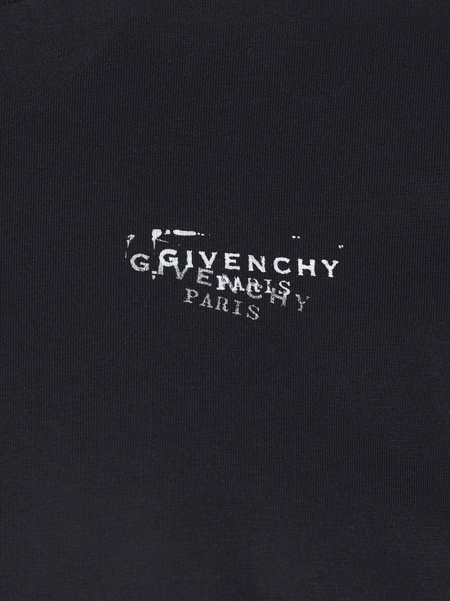 T-Shirt realizzata in cotone. BM71NK3YSA 001 GIVENCHY 