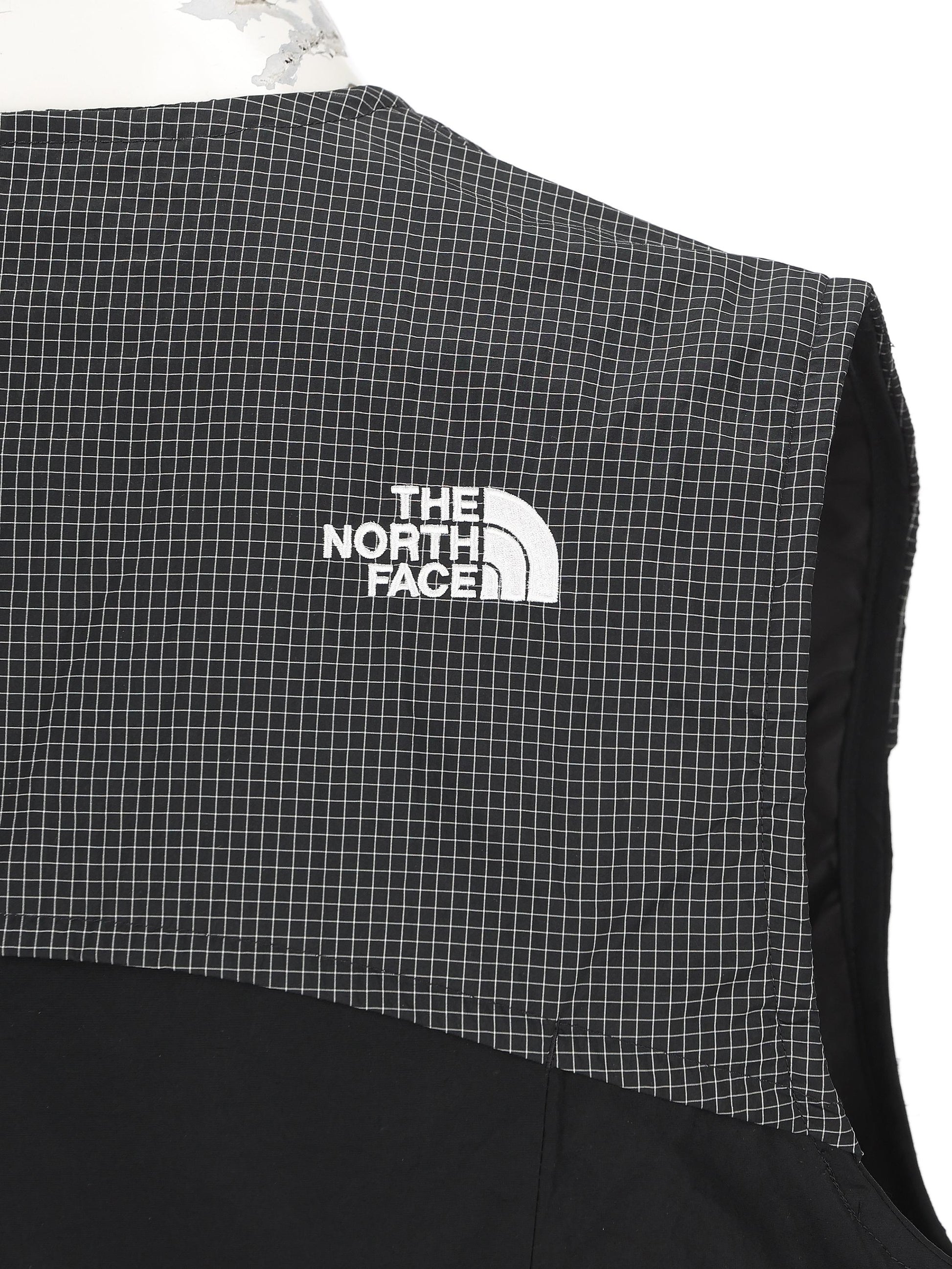 Gilet realizzato in nylon e cotone. NF0A8G92 JK31 THE NORTH FACE 