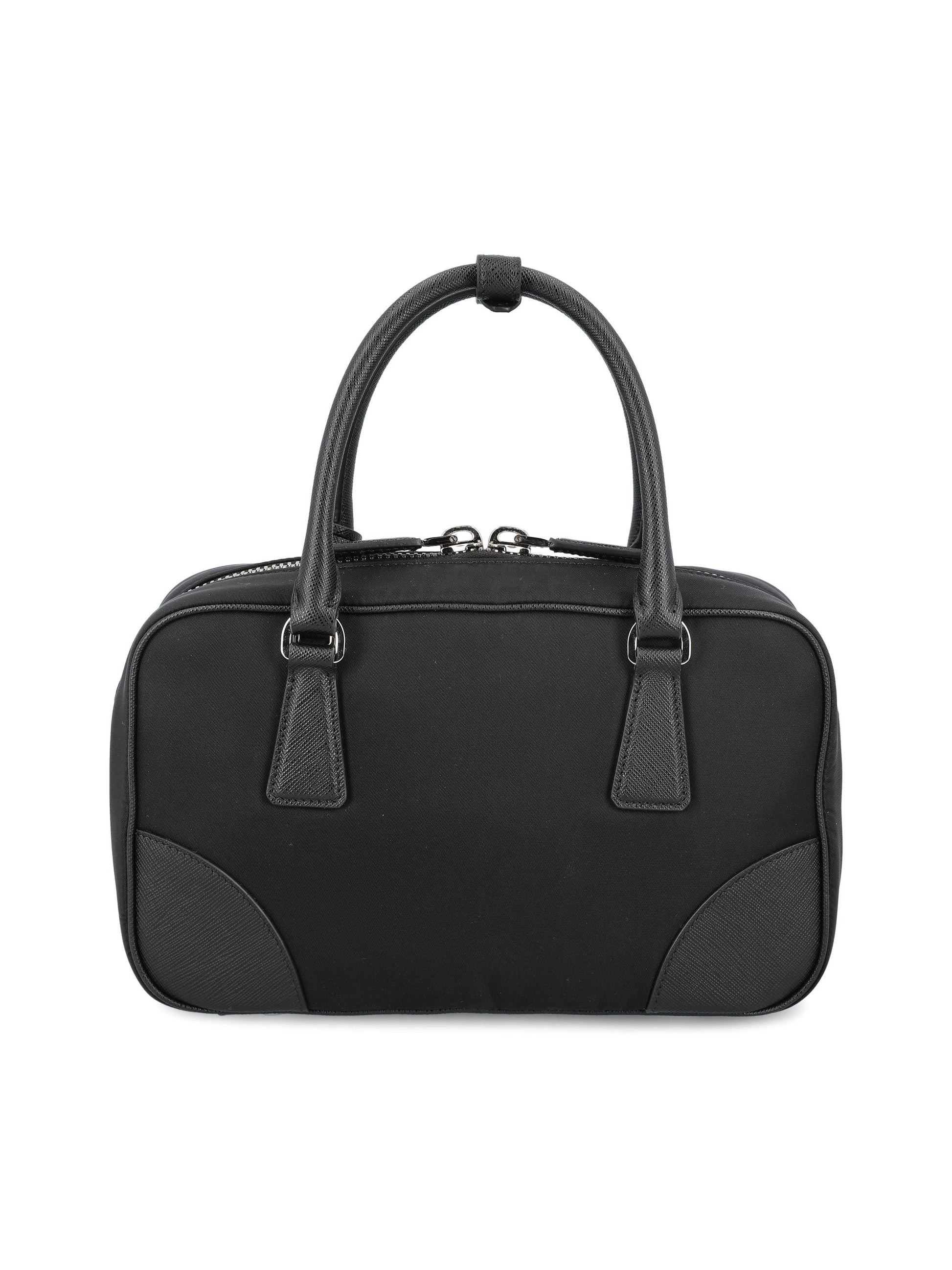 Bauletto realizzato in poliammide. 1BB121 2C4QF0632 PRADA 