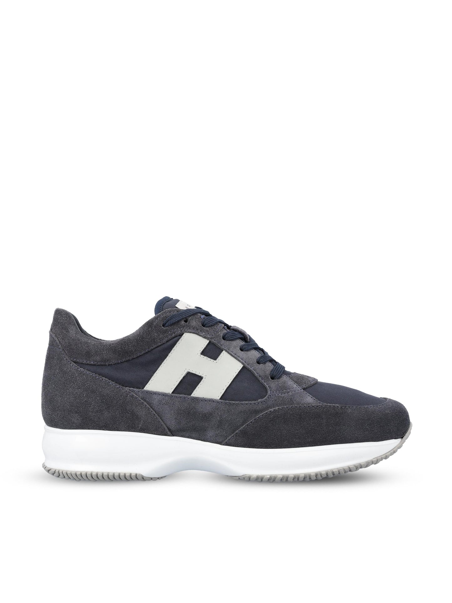 Sneakers realizzate in pelle scamosciata. HXM7130GC80V4R 785V HOGAN 