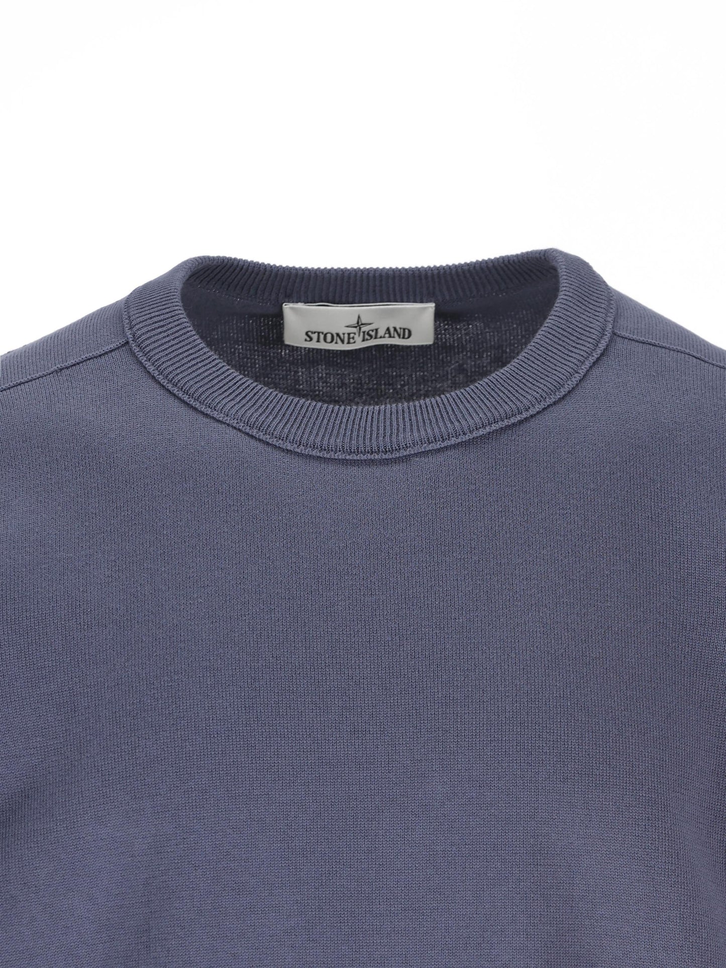 Maglia realizzata in lana vergine 5100053 S00B2V002D STONE ISLAND 