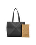 Borsa realizzata in pelle di vitello. A779PEWX04 1100 LOEWE 