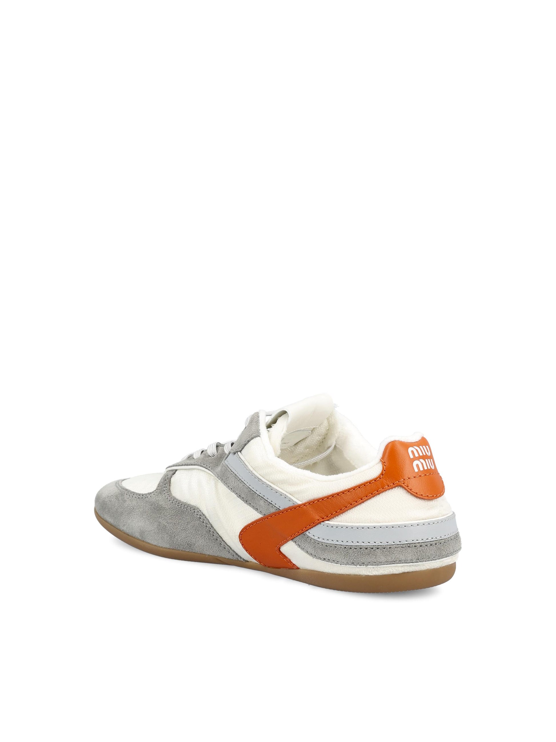 Sneakers realizzate in poliammide riciclata. 5E428E 71LF0MIW MIU MIU 