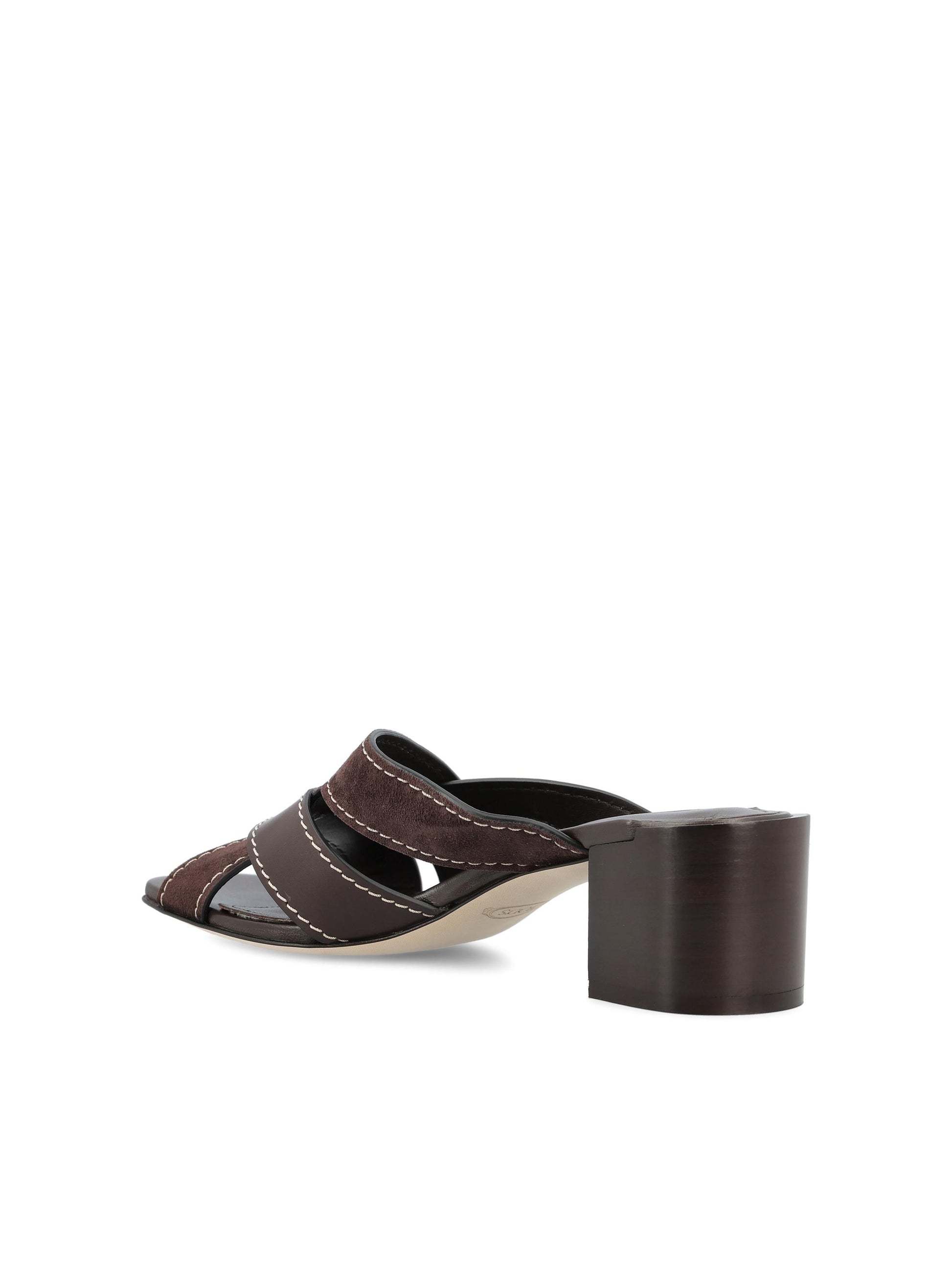 Sandali realizzati in pelle di vitello. XXW03L0KG70V1S S808 TOD'S 