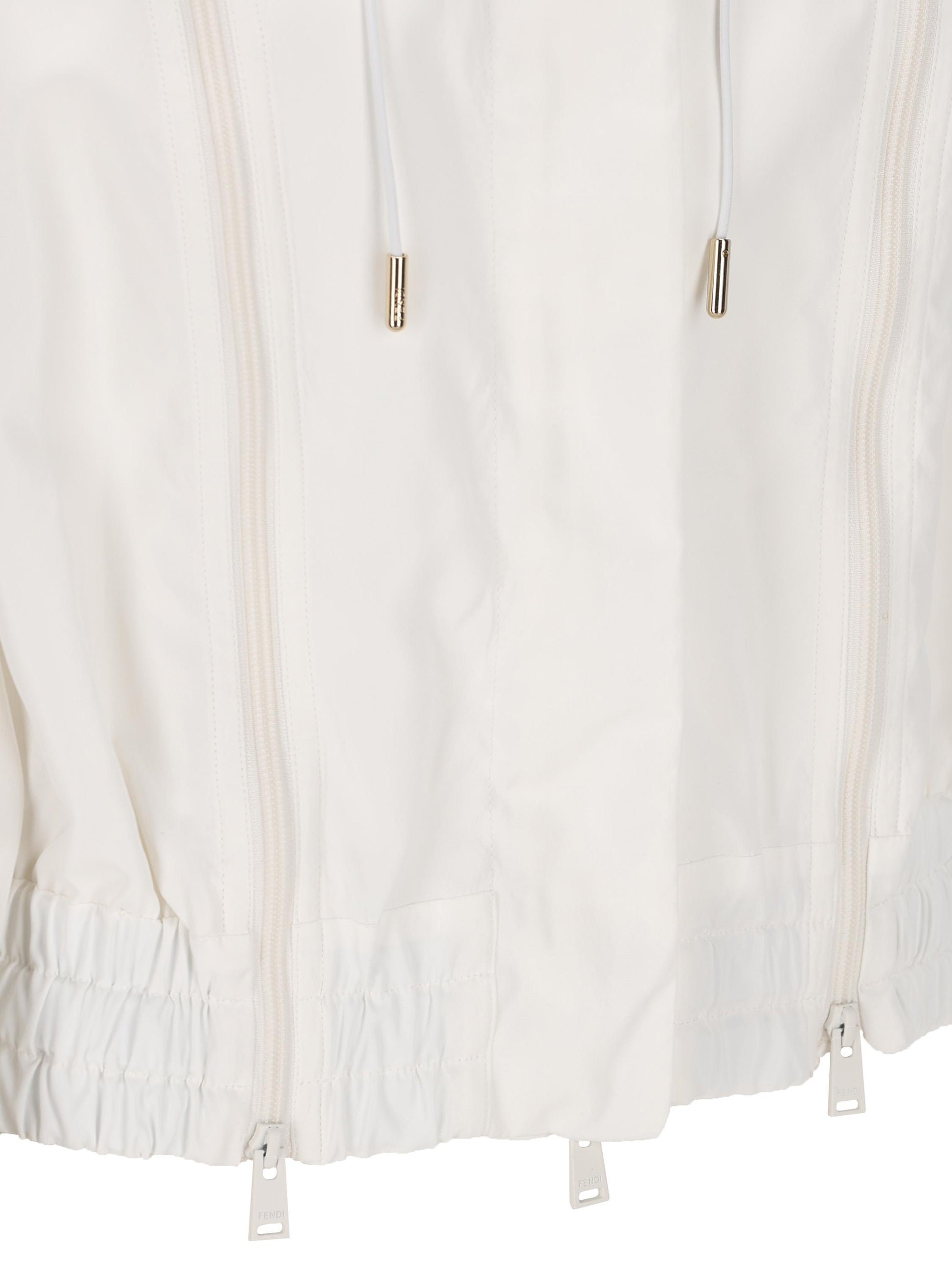 Bomber realizzato in viscosa e poliammide. FJ7721 AW9BF0ZNM FENDI 