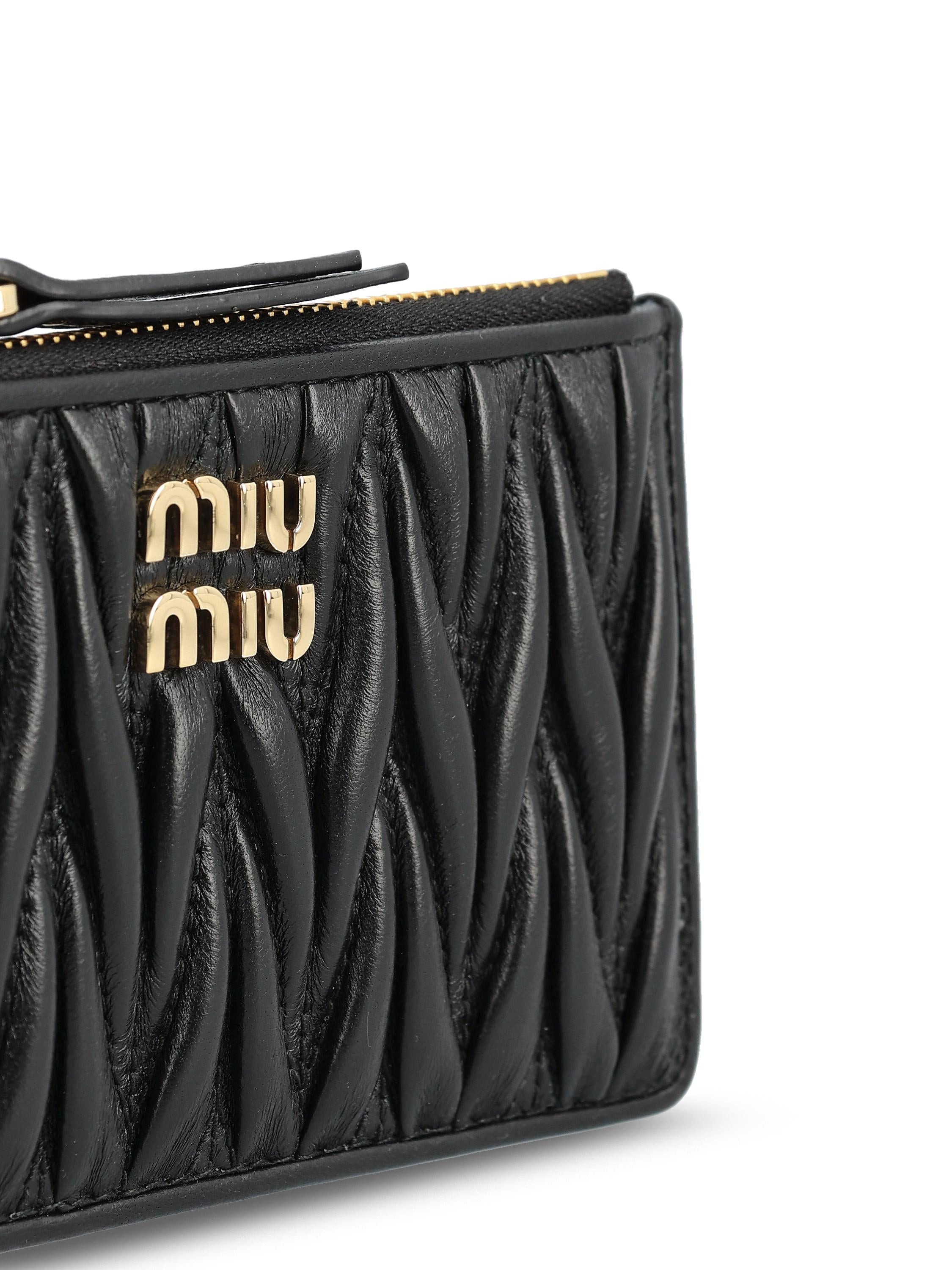 【ねなかゆ】Miu Miu Leather Wallet 0400023075400_BABYPINK?wid=600