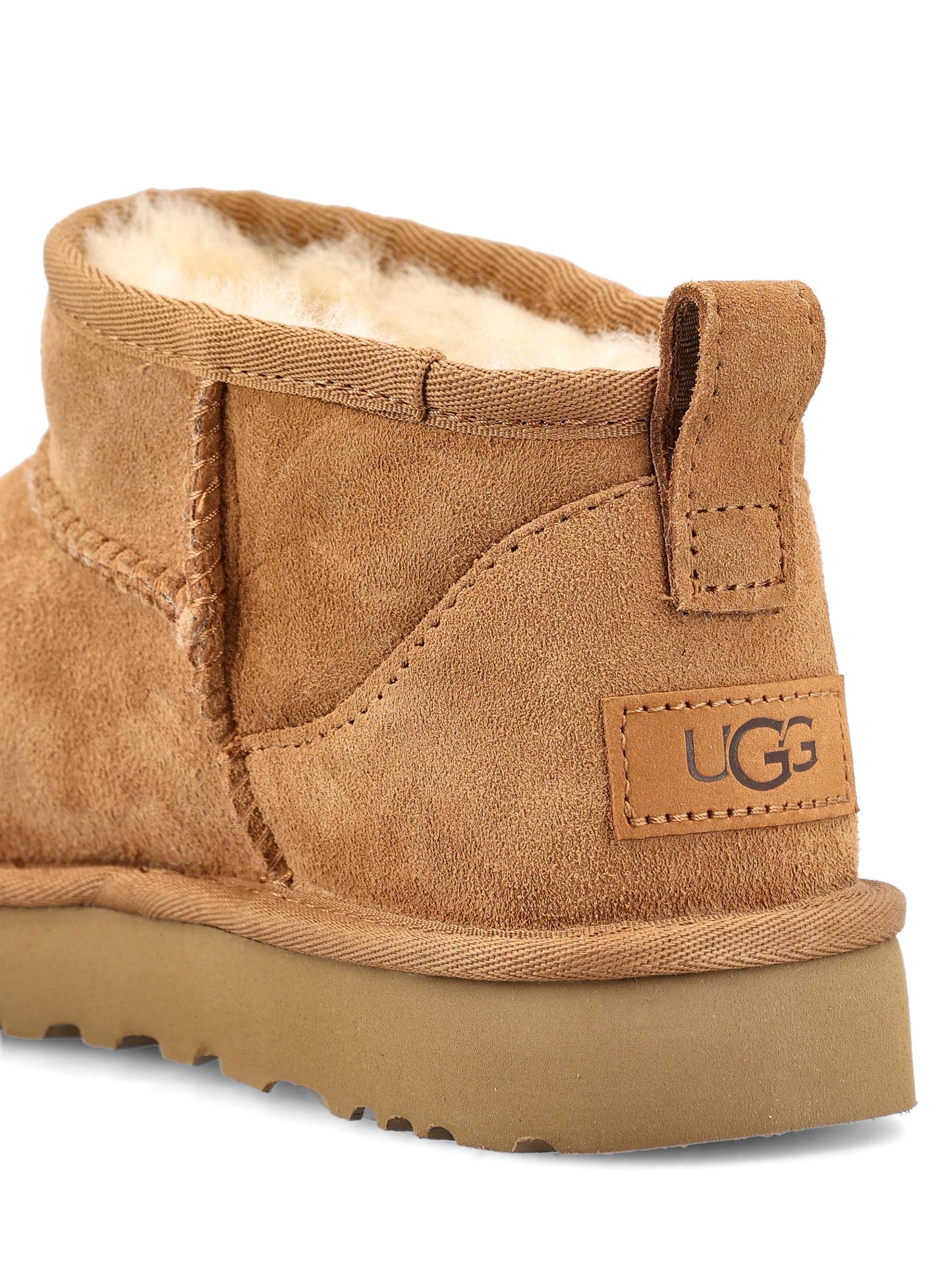 UGG 1116109CHE