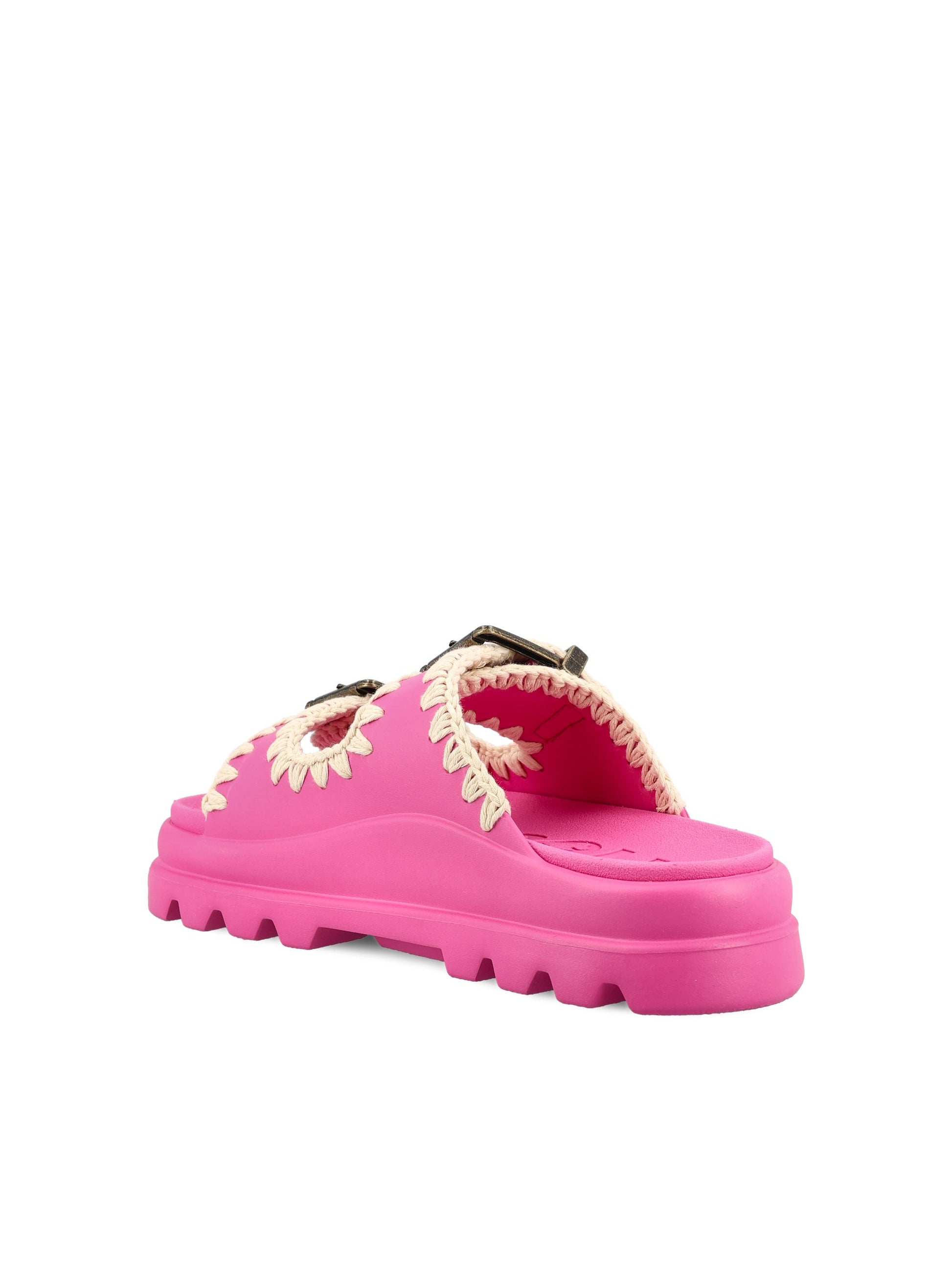 Sandali realizzati in materiale sintetico. SW661001N FUX MOU 