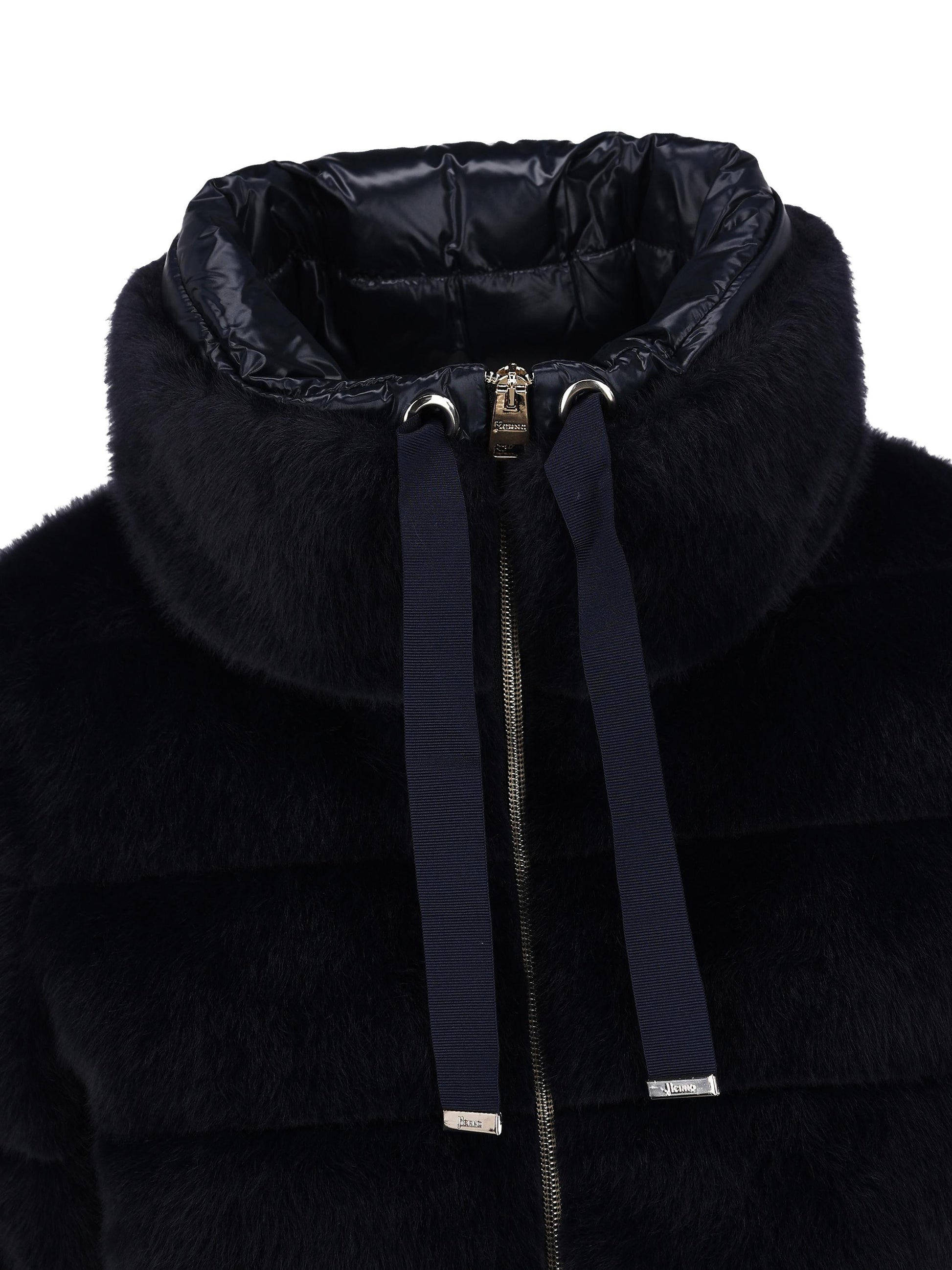 Piumino realizzato in poliestere. PI002123D 126309200 HERNO 