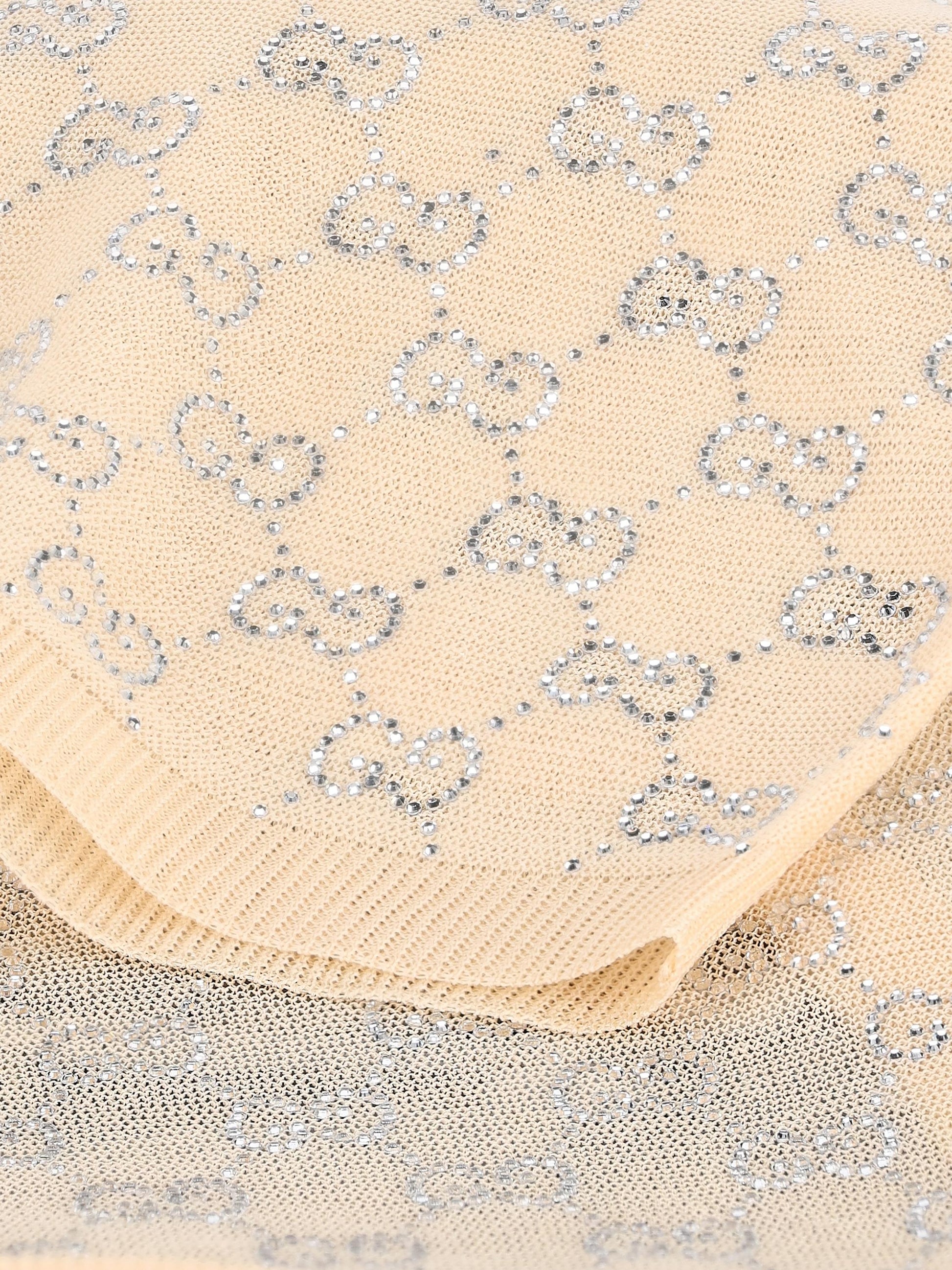 Top realizzato in seta. 856134 XKFC55012 GUCCI 