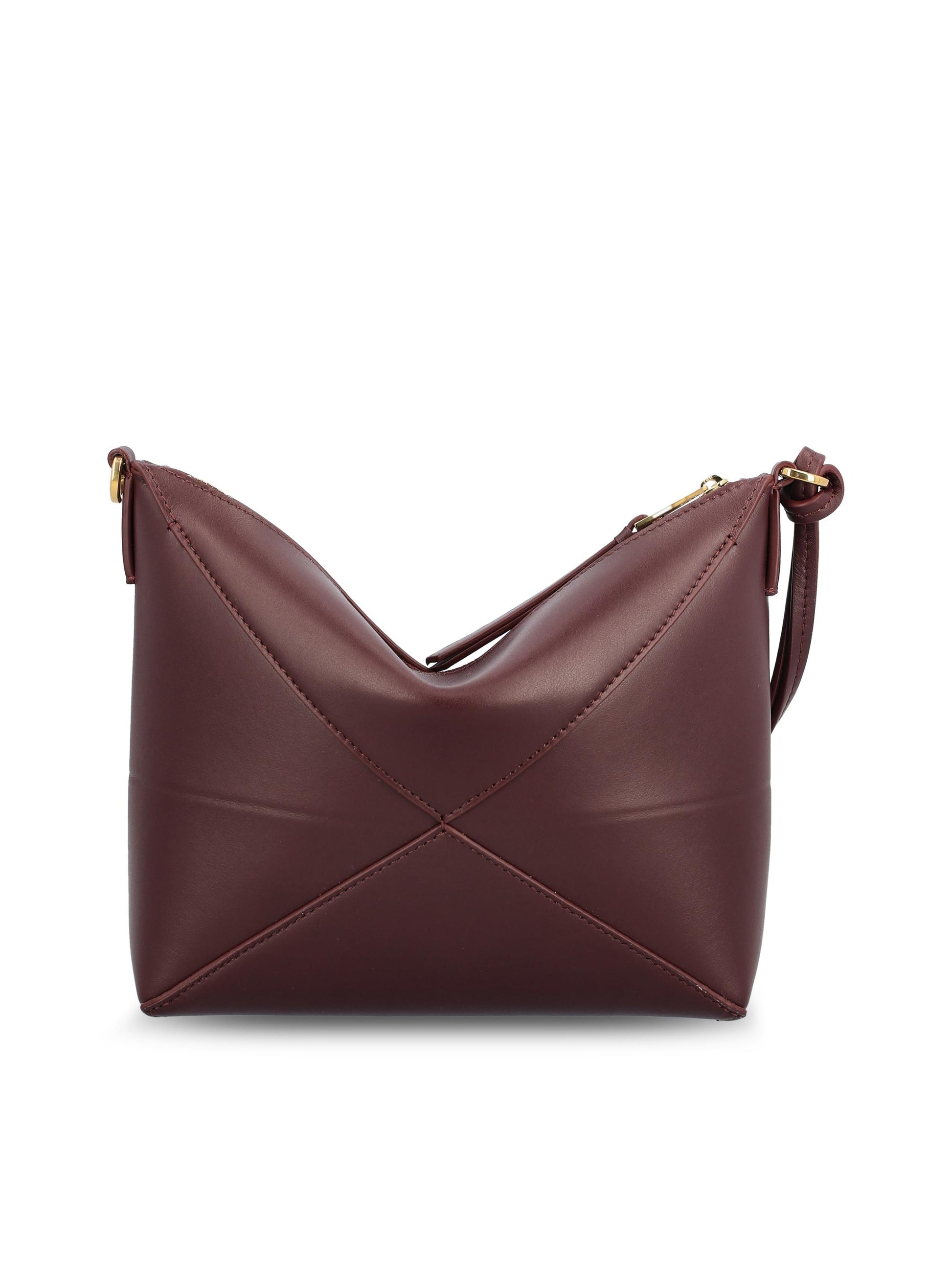 Pochette realizzata in pelle di vitello. C510PT1X01 7240 LOEWE 