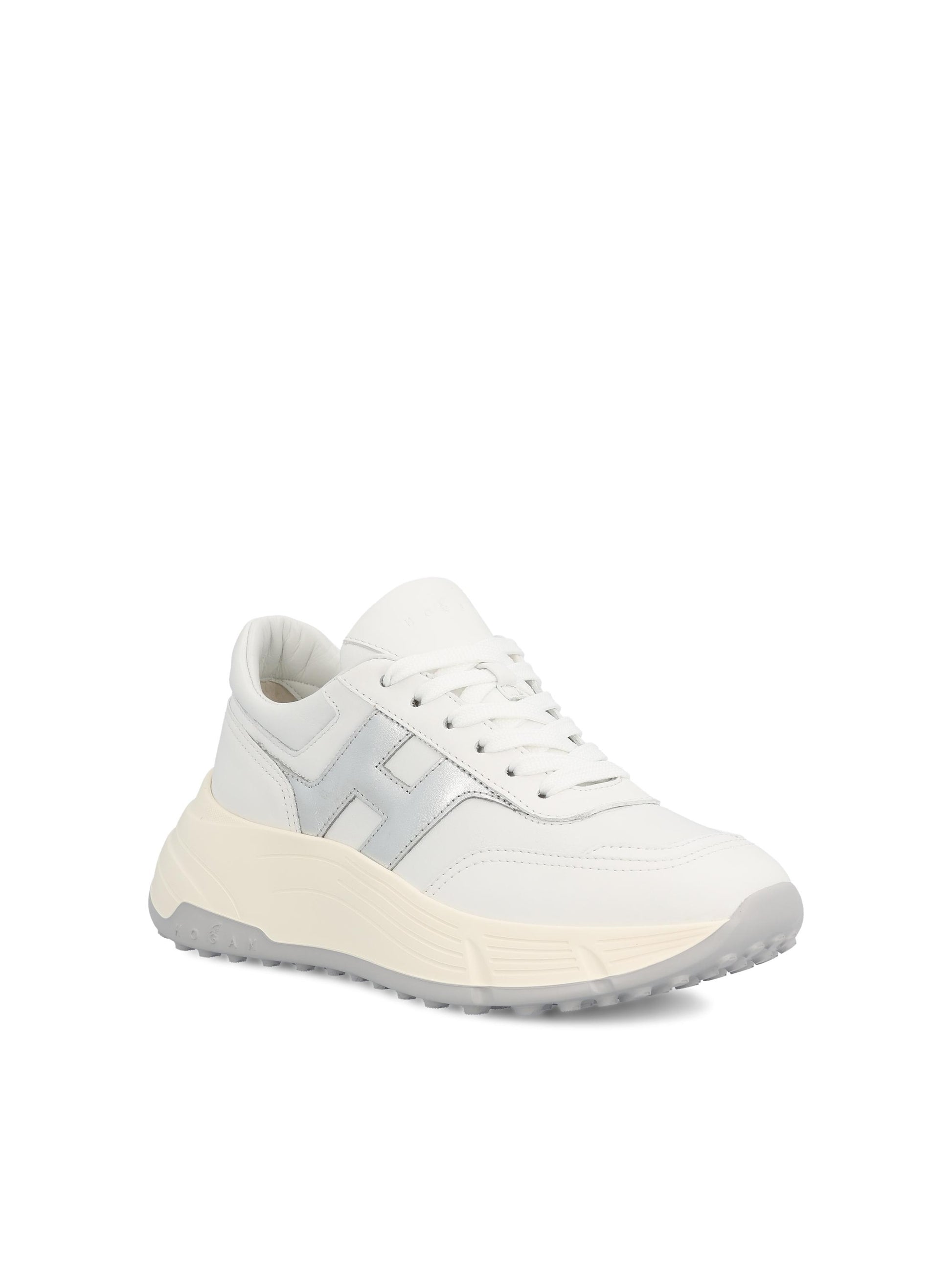 Sneakers in pelle. HXW6690FR30U7I 0351 HOGAN 