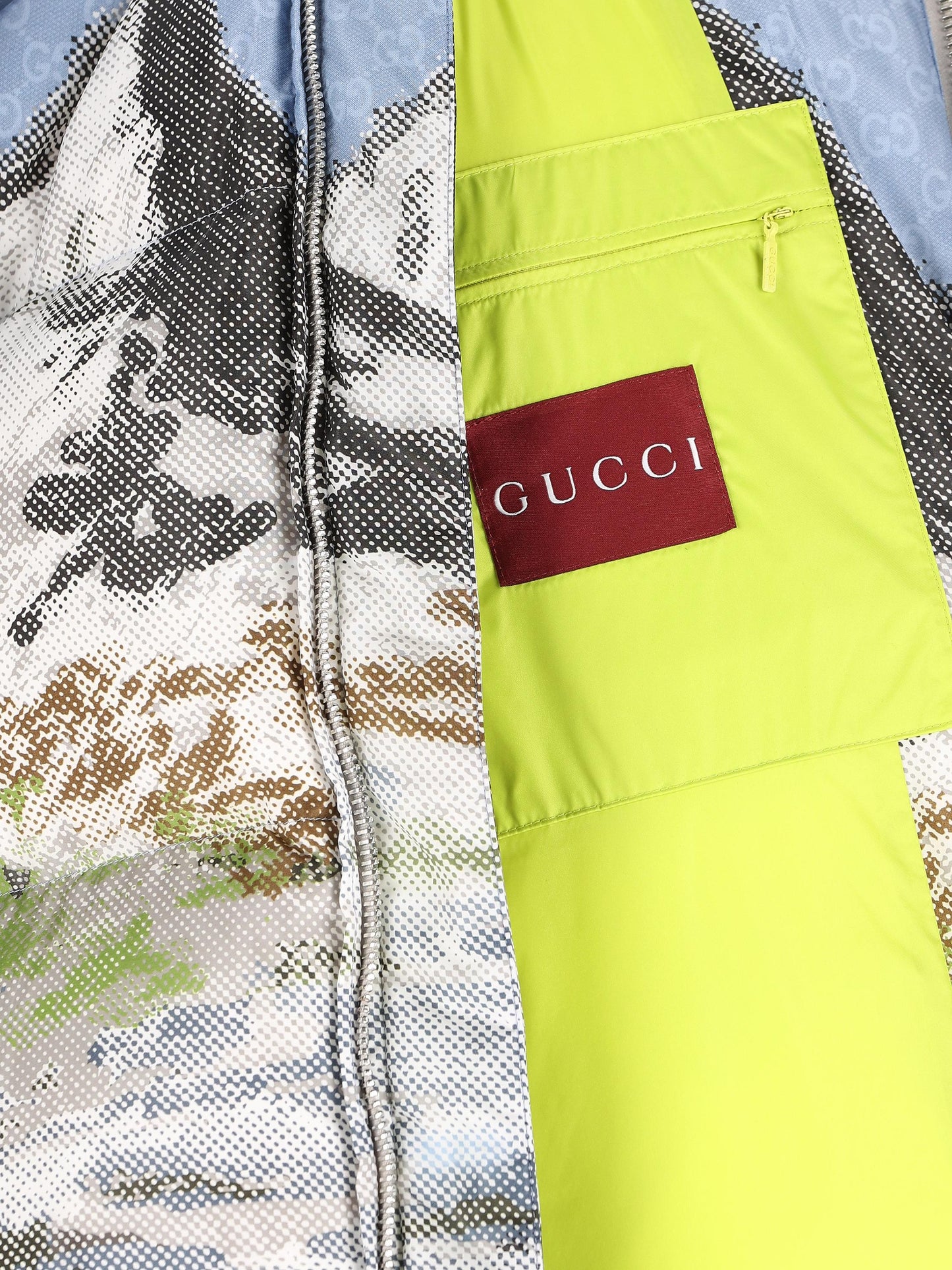 Piumino realizzato in poliammide. 833558 Z9ABT4009 GUCCI 