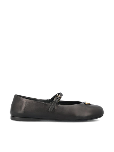 Ballerine realizzate in pelle di agnello. 1F793N 038F0002 PRADA 