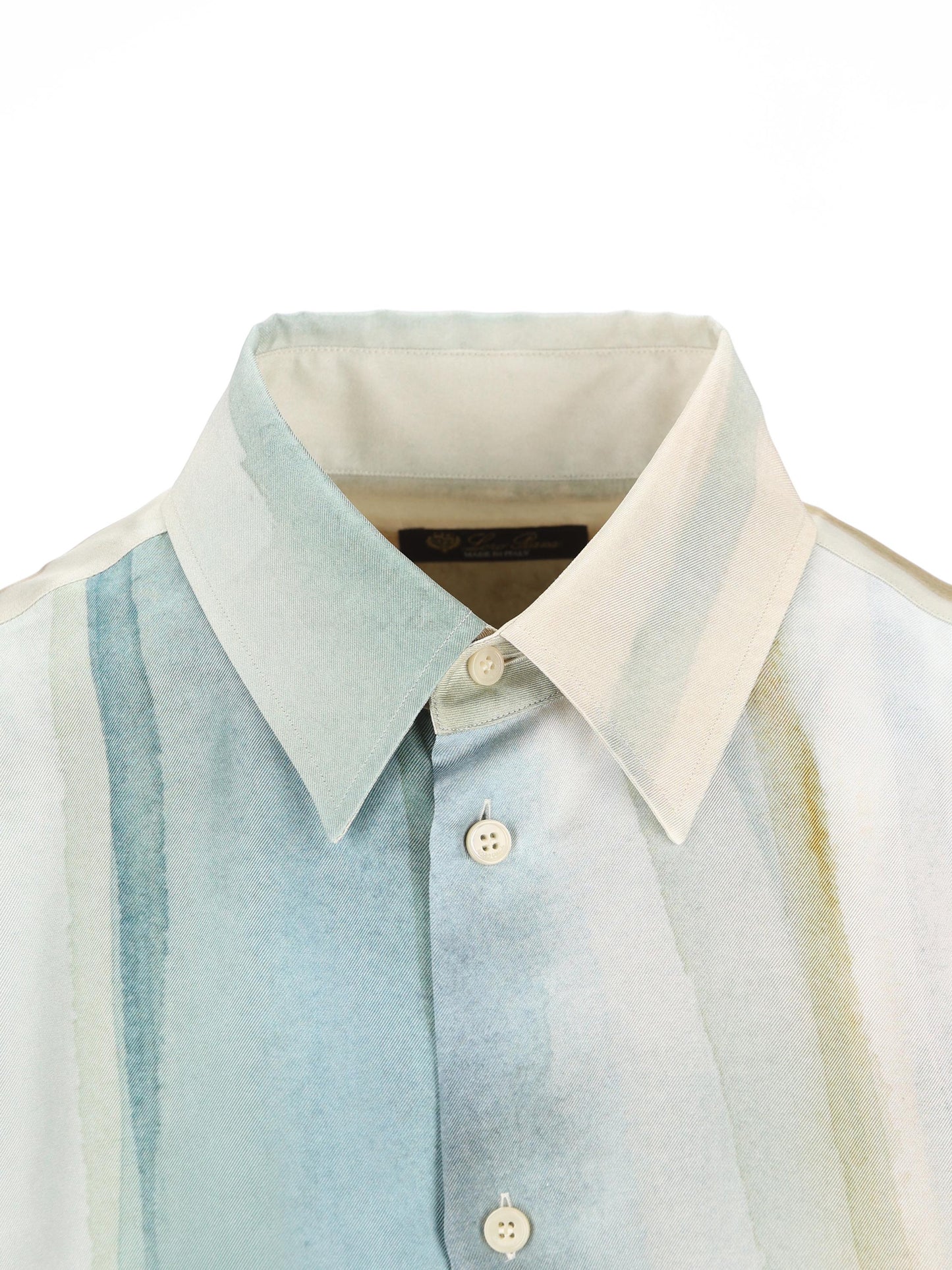 Camicia realizzata in seta. FAQ9088 T1Y0 LORO PIANA 