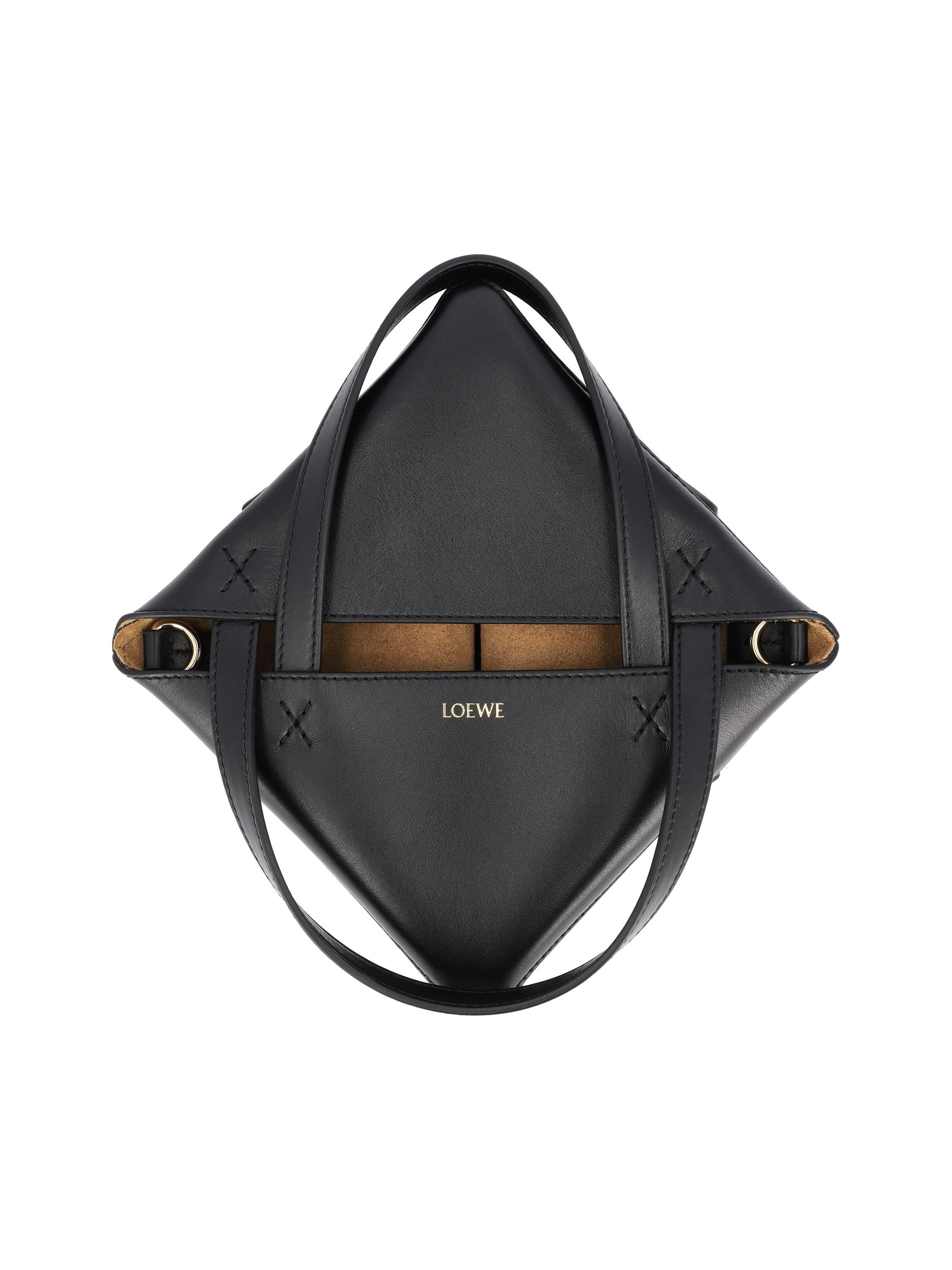 Borsa realizzata in pelle. A657V25X01 1100 LOEWE 