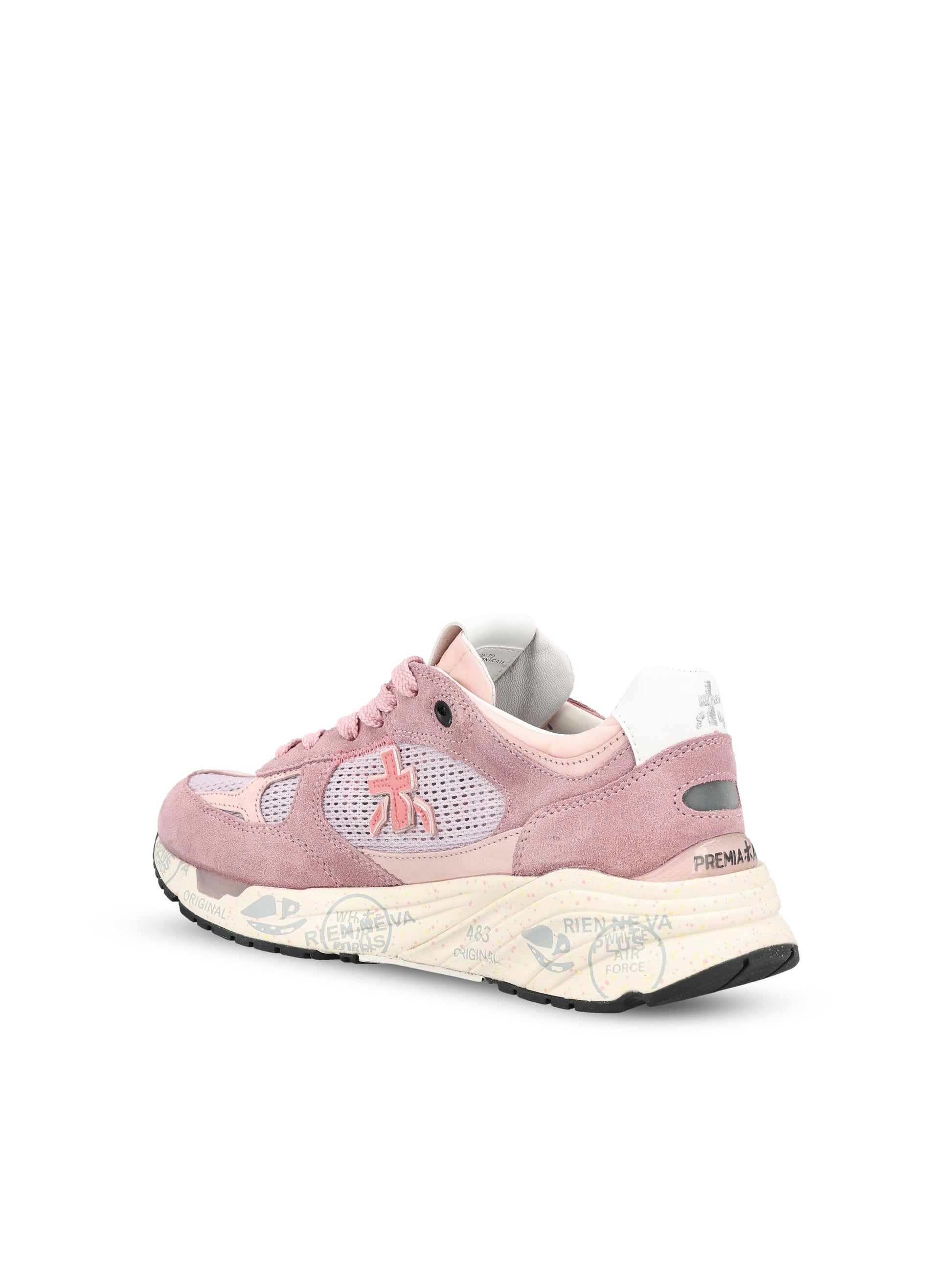Sneakers realizzate in pelle e poliammide. MASED 8220 PREMIATA 