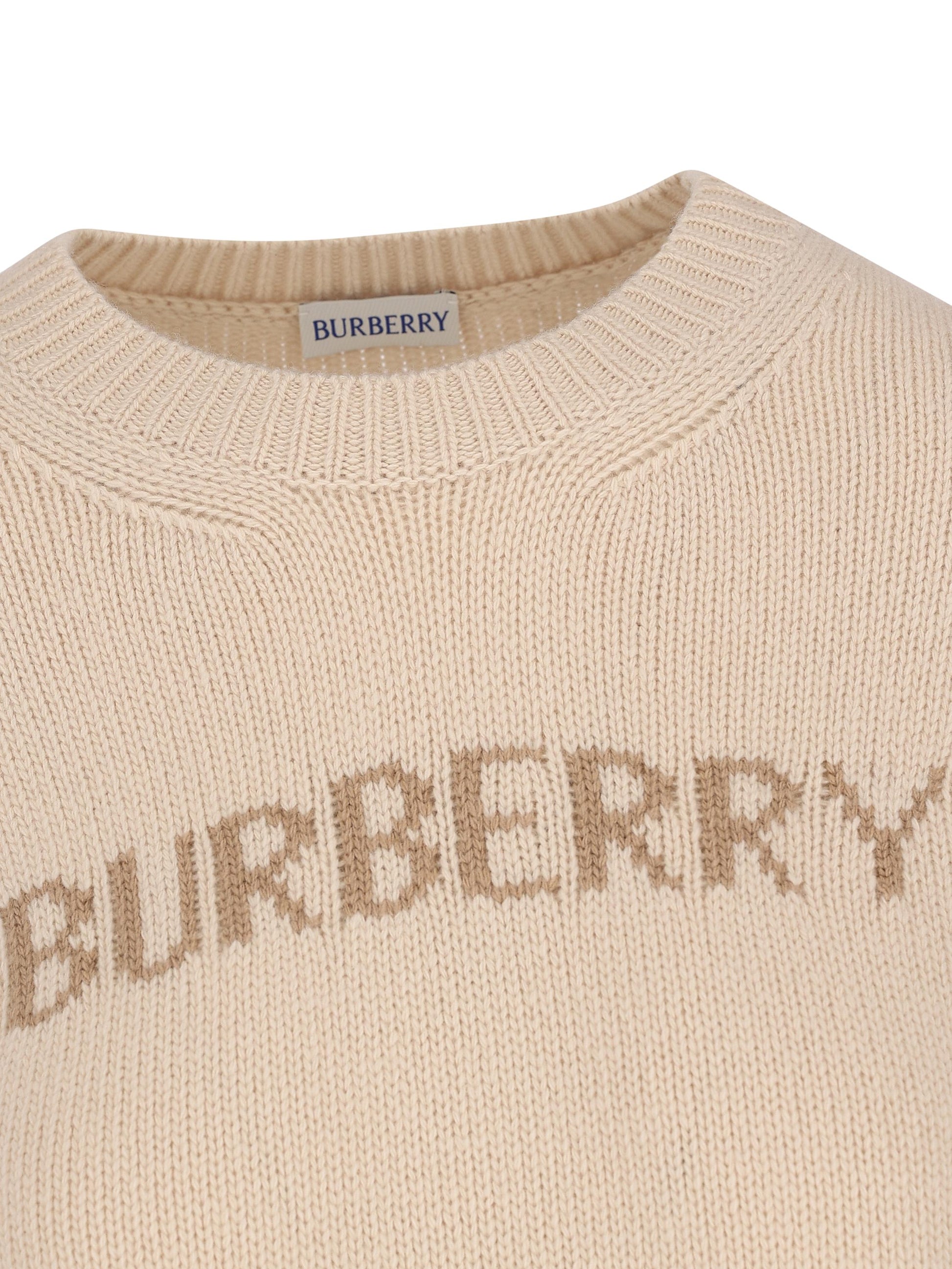 Pullover in misto lana e cashmere. 8114157 A4186 BURBERRY 