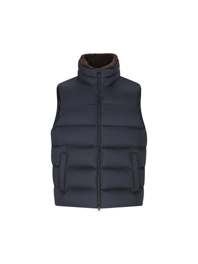 Gilet realizzato in poliestere. PI001267U 12414Z9200 HERNO 