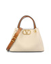 Borsa realizzata in pelle. 8W2B0T02LSX CAD VALENTINO GARAVANI 