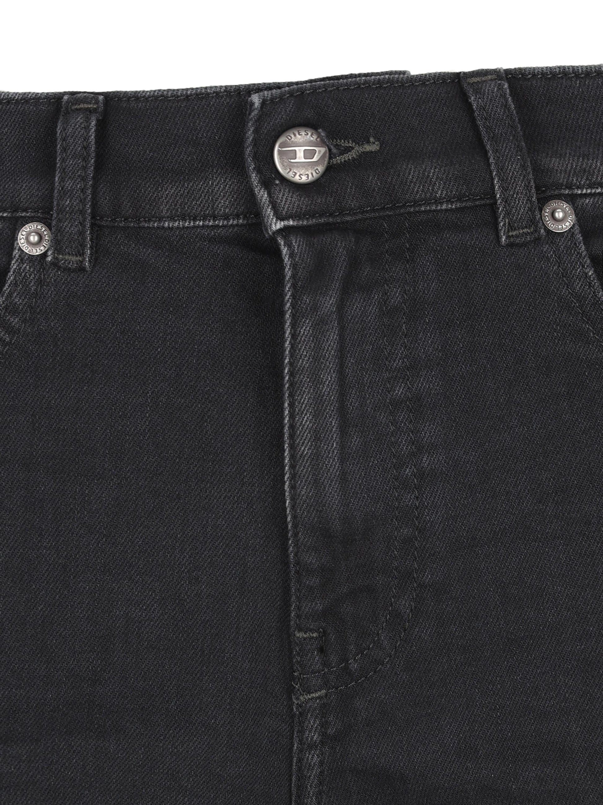Jeans realizzati in cotone. A03624 09N8902 DIESEL 