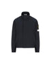 Giacca realizzata in poliestere. 4100033 S0026V0020 STONE ISLAND 