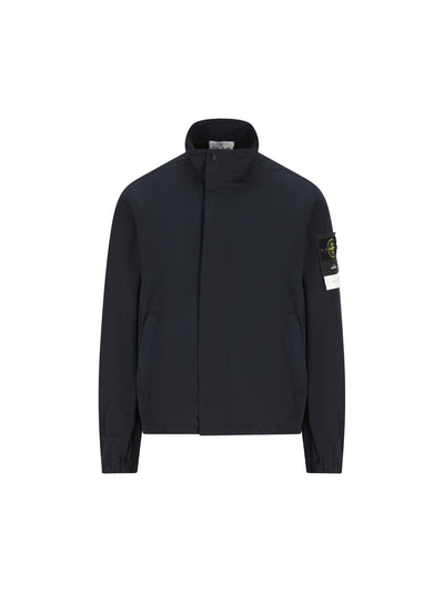 Giacca realizzata in poliestere. 4100033 S0026V0020 STONE ISLAND 