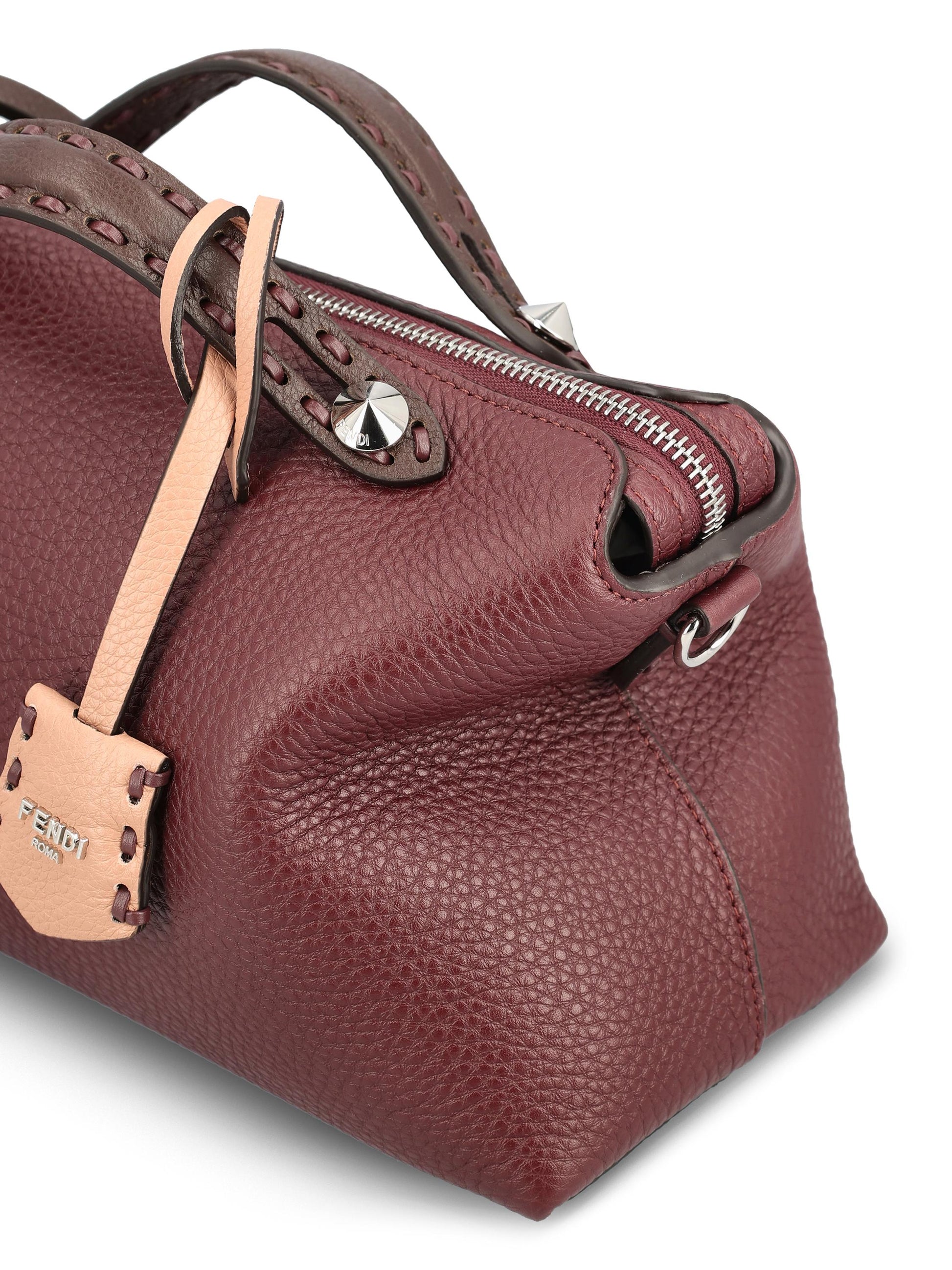 Borsa realizzata in pelle. 8BL155 AVTCF1UR6 FENDI 