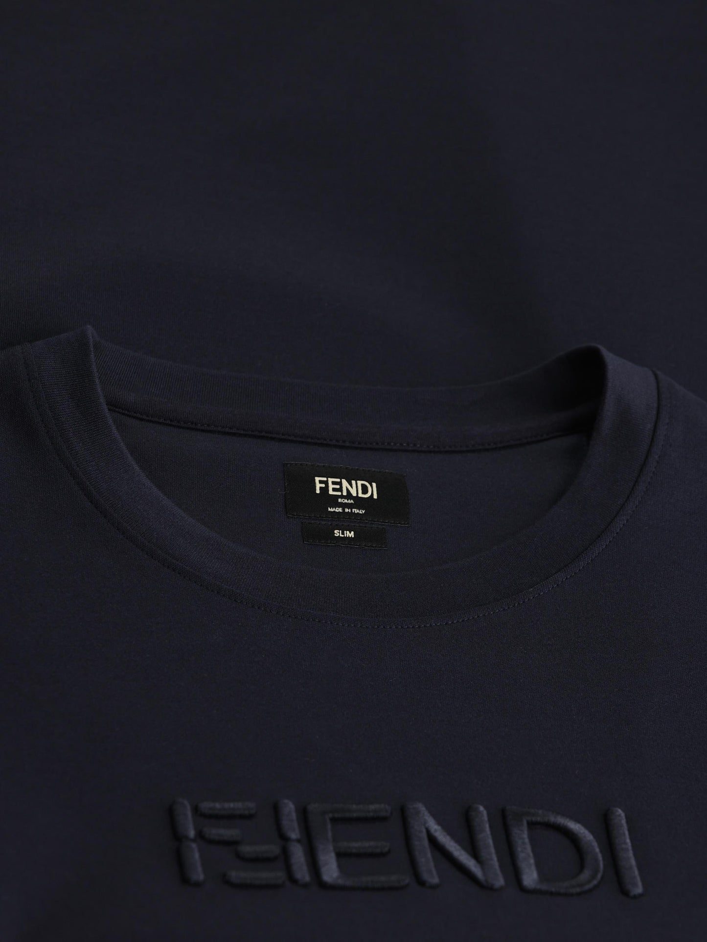 T-Shirt realizzata in cotone. FY1319 AY0GF0PTH FENDI 