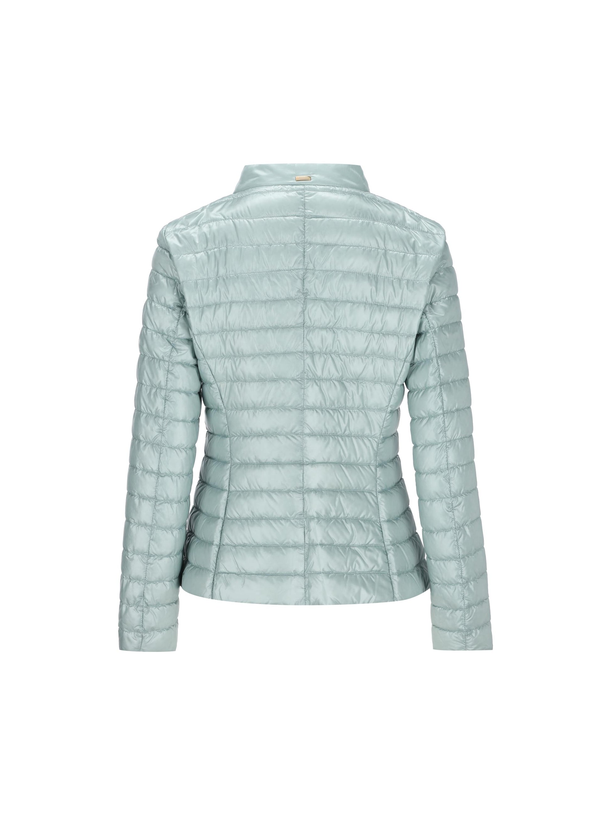 Piumino realizzato in poliammide. PI0608DIC 12017Z9014 HERNO 