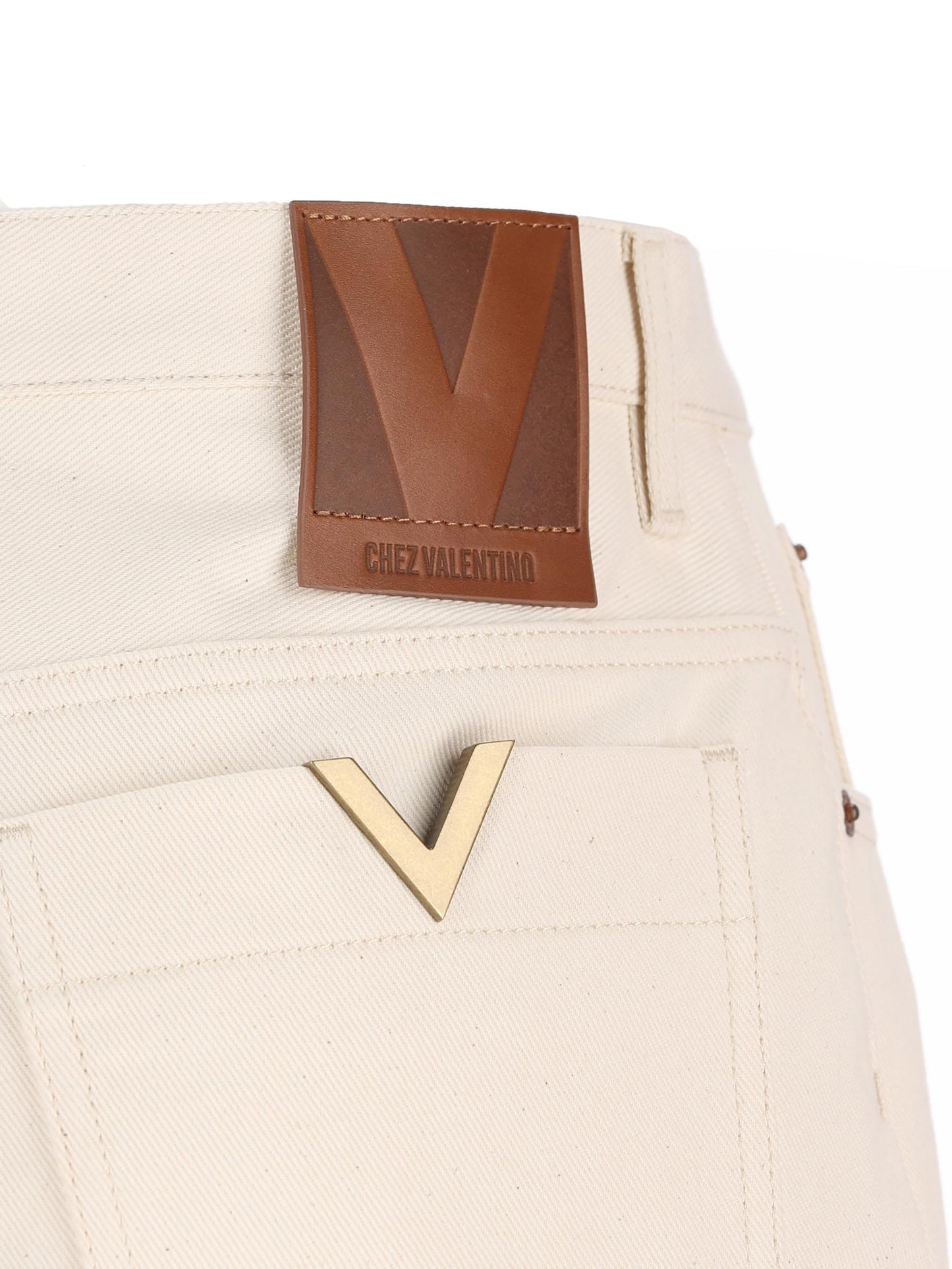 Shorts realizzati in cotone. 8B3DD22W9Y5 A03 VALENTINO GARAVANI 