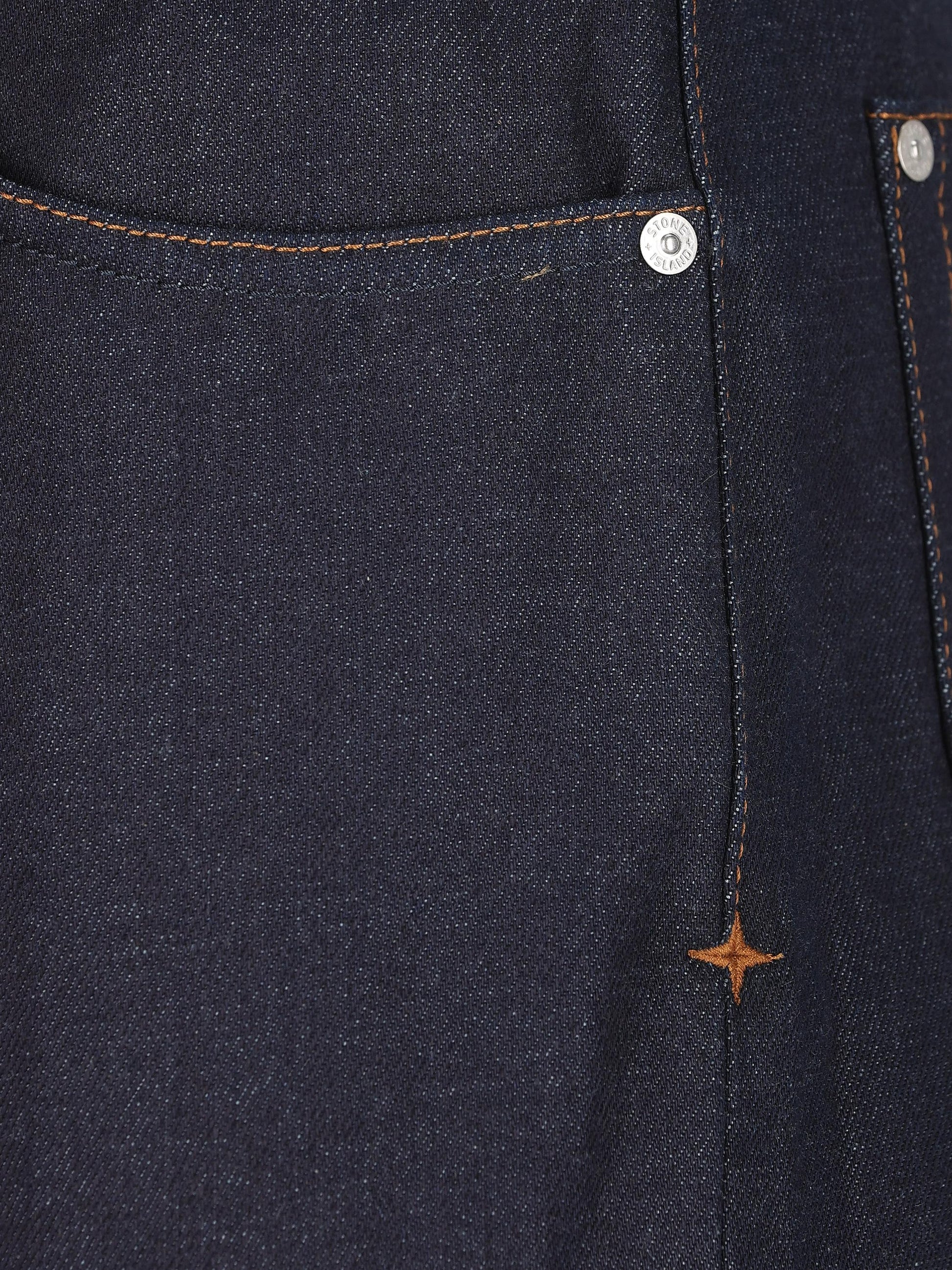 Jeans realizzati in cotone. J100008 S0J13VJ200 STONE ISLAND 