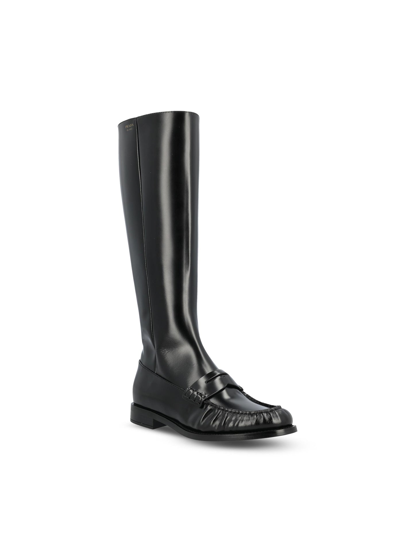 Stivali realizzati in pelle di vitello. 1W201O P39F0002 PRADA 
