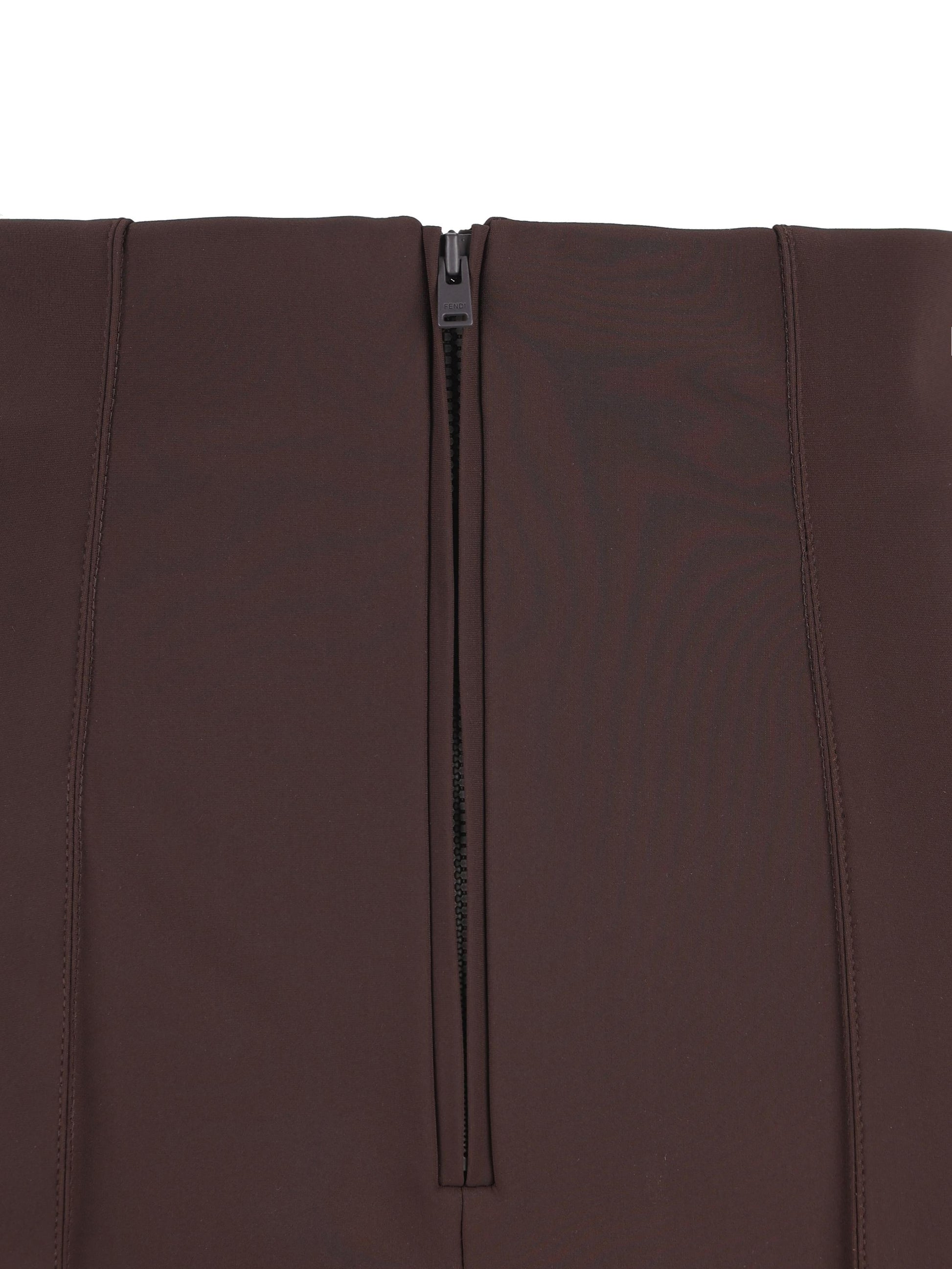 Pantaloni realizzati in poliammide. FAB402 AT97F1T6H FENDI 