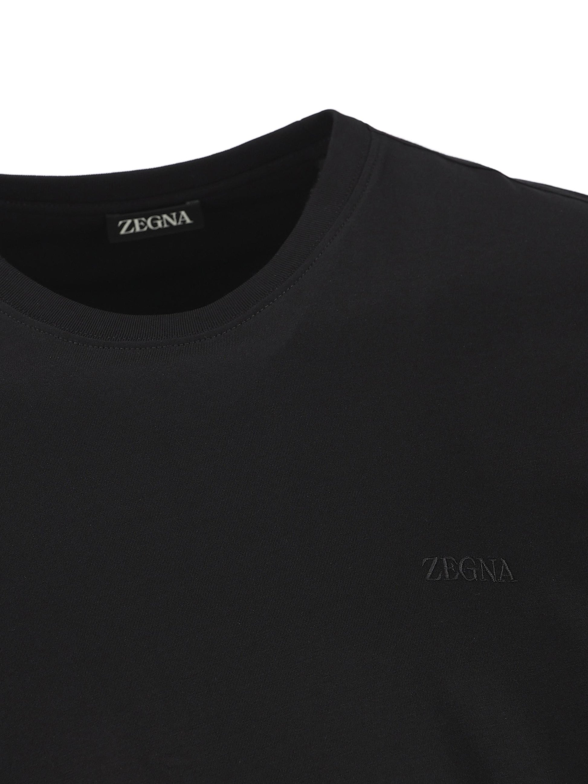T-Shirt realizzata in cotone. UH360A3 H765001 ZEGNA 