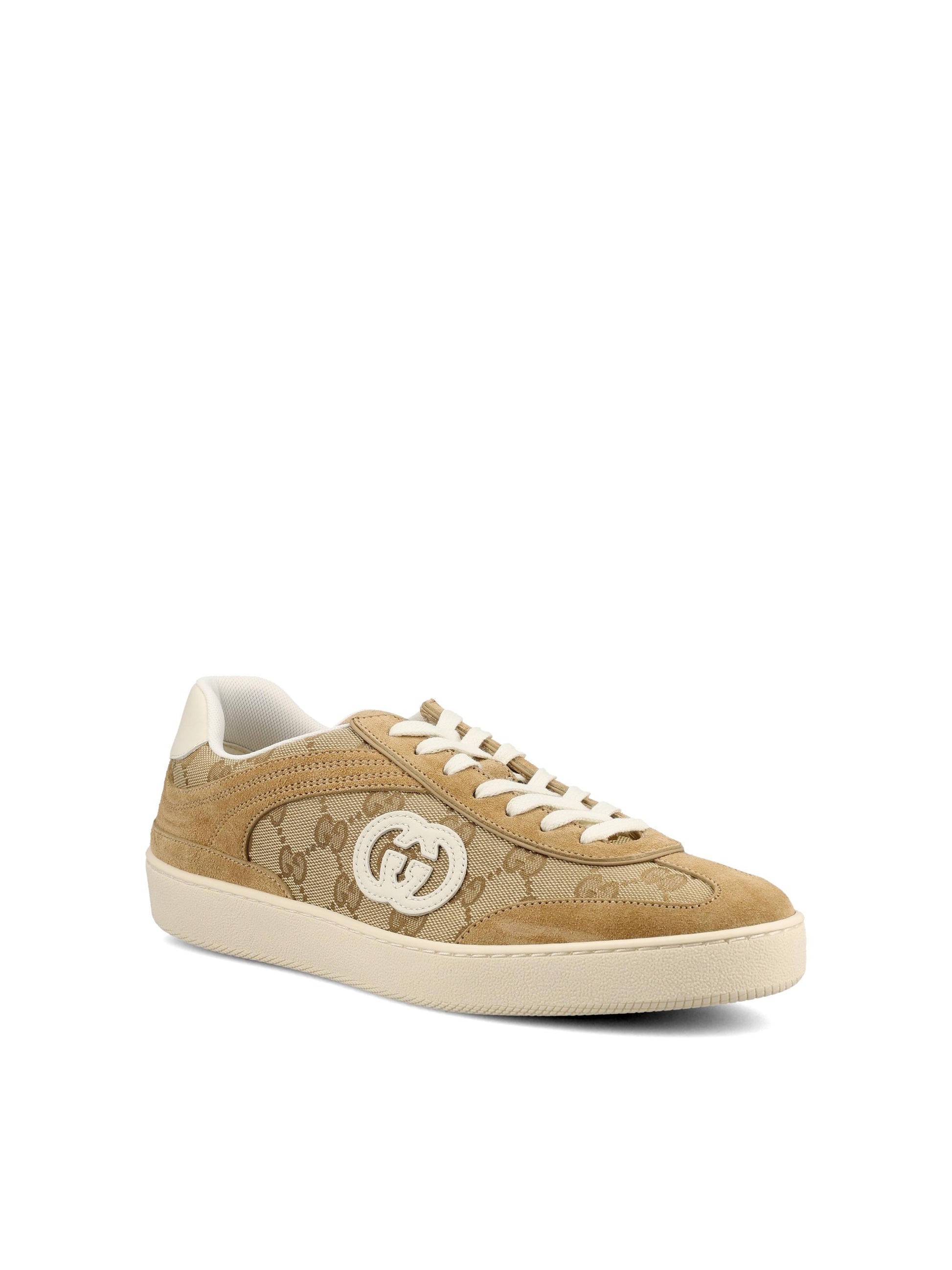 Sneakers realizzate in tessuto e pelle. 849465 AAEKX9574 GUCCI 