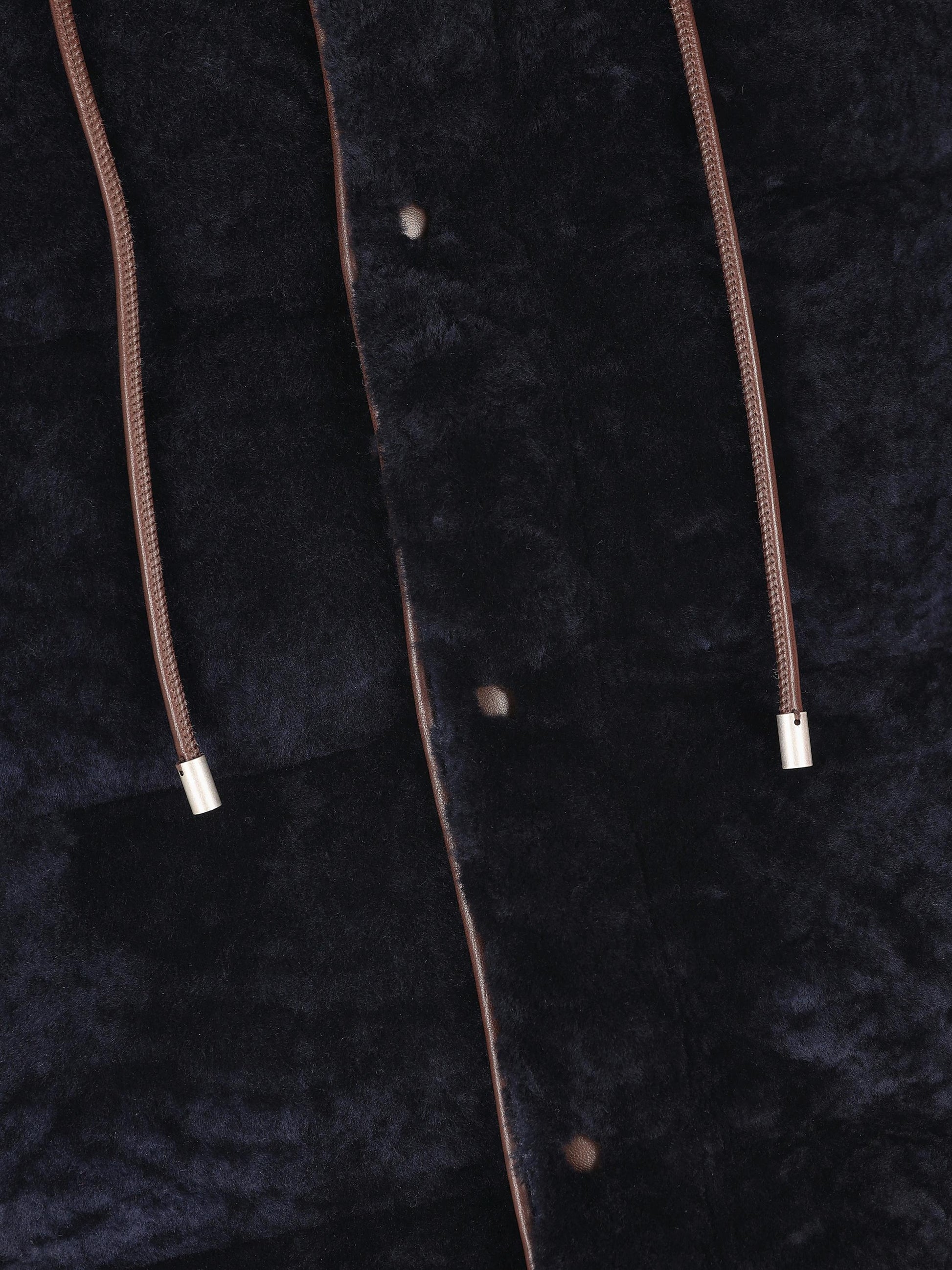 Gilet realizzato in shearling. H526Y2SL45 3118 LOEWE 