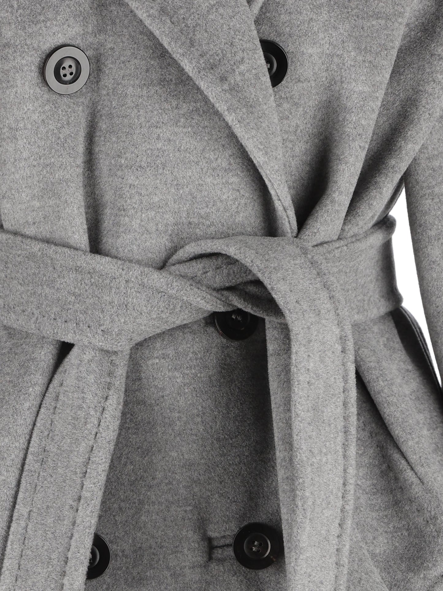 Cappotto realizzato in lana vergine e cashmere. 2611018011600 018 MAX MARA 