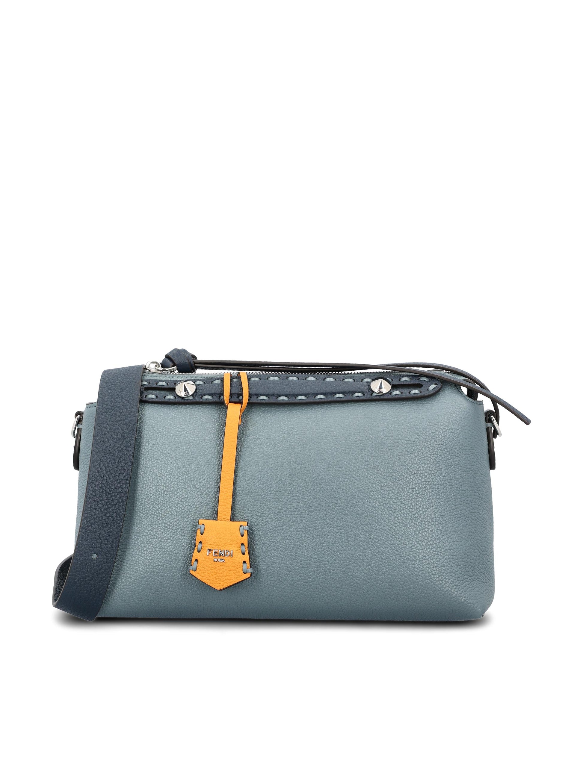 Borsa realizzata in pelle. 8BL155 AVTCF1UR5 FENDI 